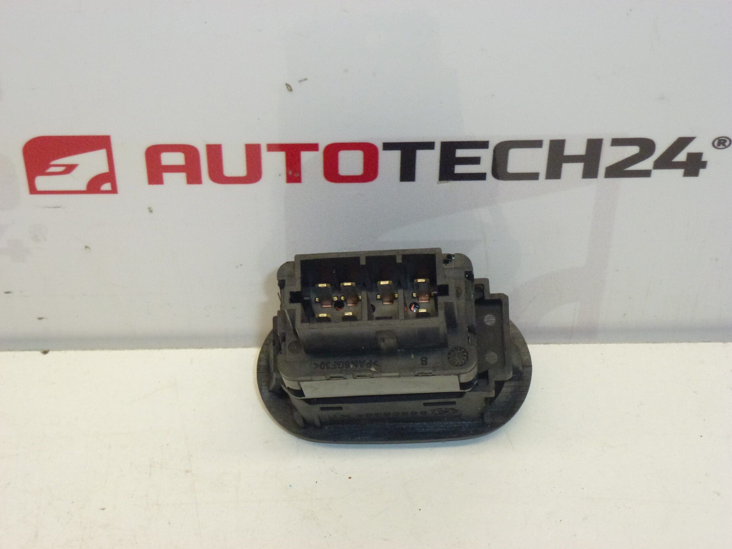 Ruitenschakelaar Citroën C2 C3 96605364XT 6554QX - Afbeelding 2