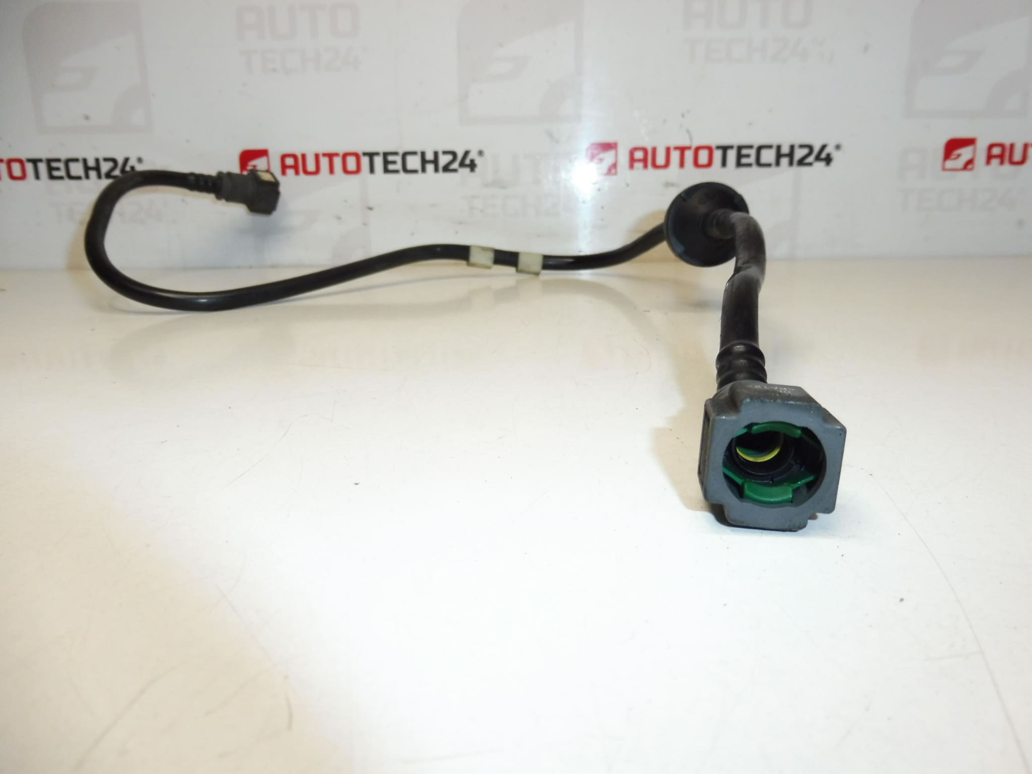 Vacuum Aansluiting Remmen Citroën C8 Peugeot 807 2.2 HDI 4578J6 - Afbeelding 2
