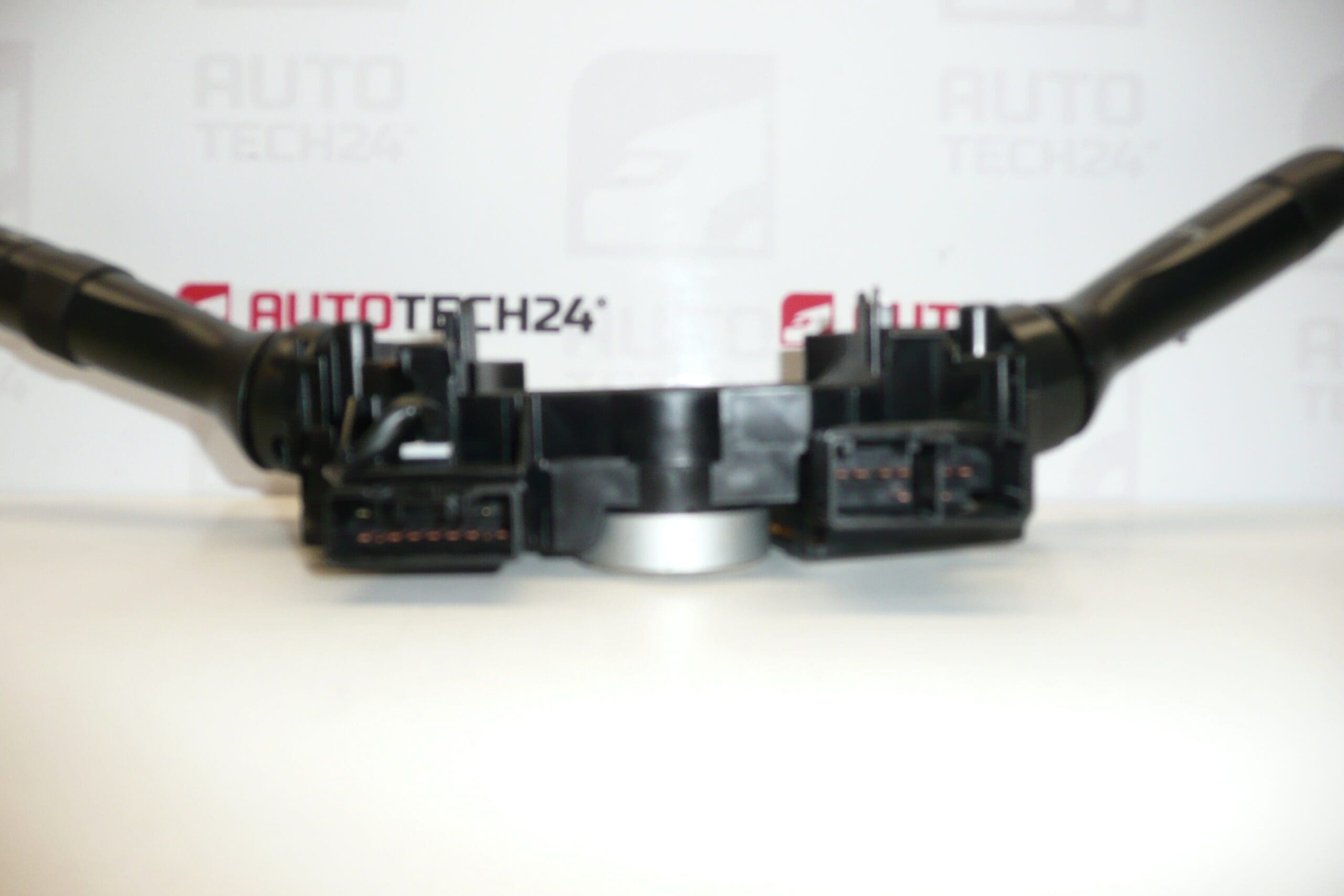 Stuurbediening Citroën C1 Peugeot 107 6239SA 6253A0