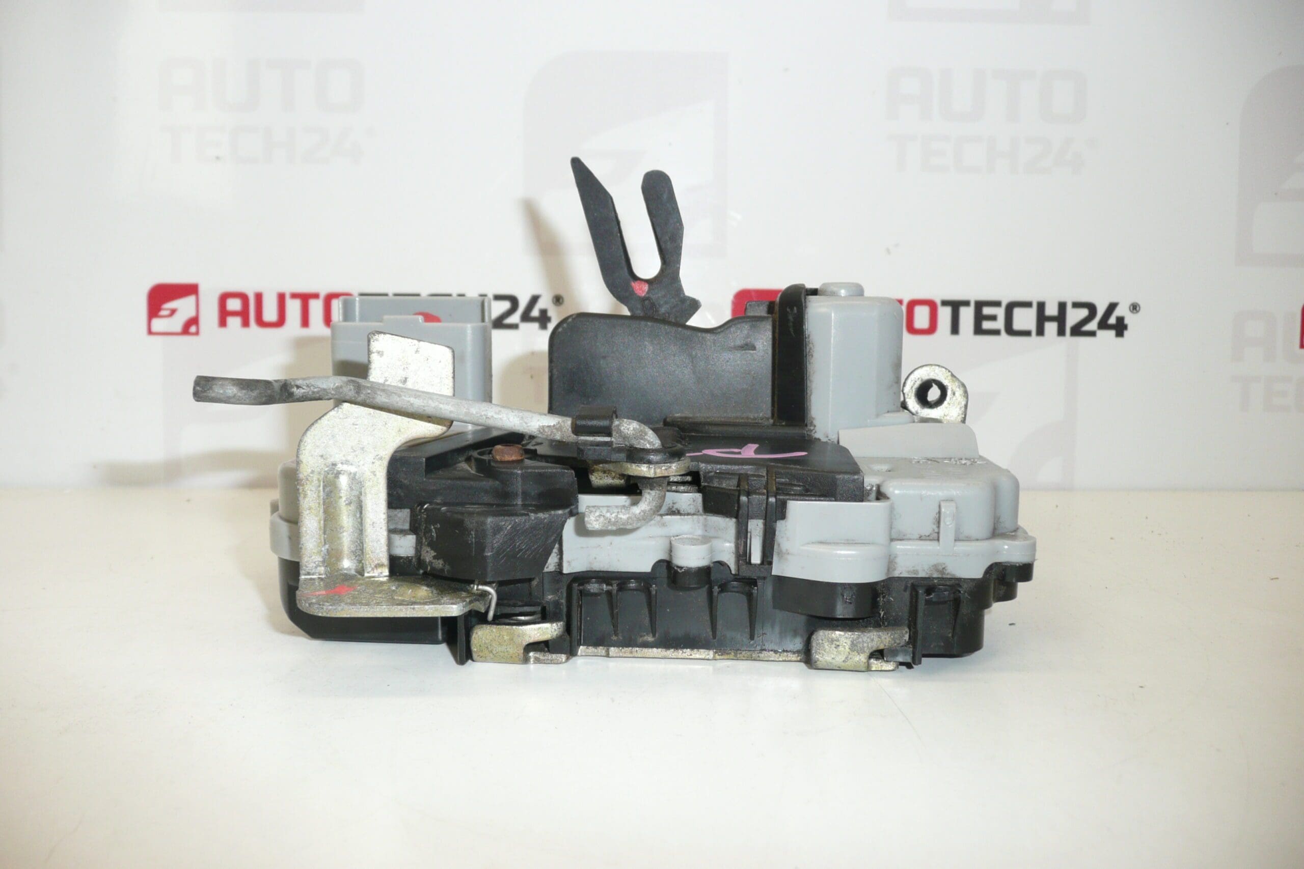 Slot passagiersdeur rechts voor Citroën Xsara 9136J2