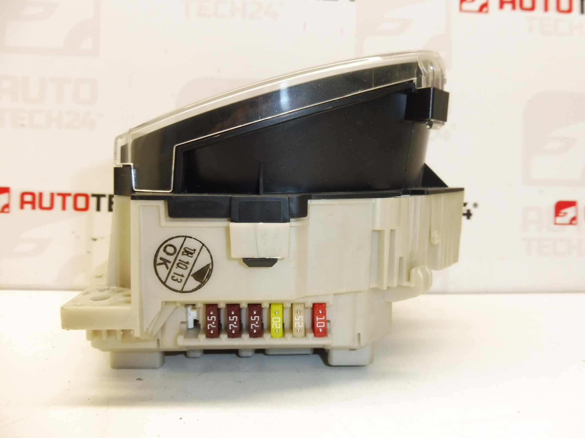 Teller Citroën C1 Peugeot 107 kilometerstand 70000 km 83800-0H012-A