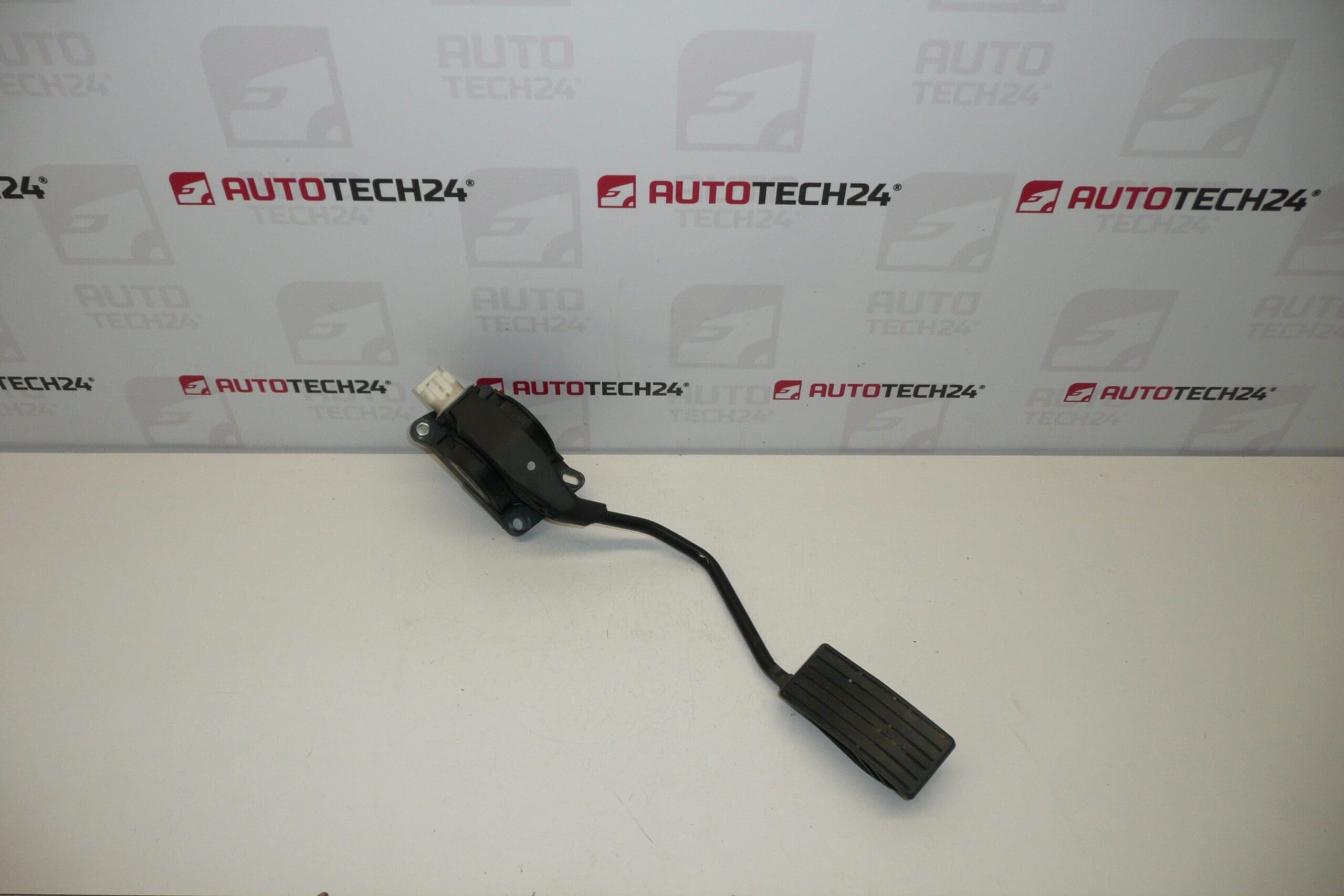 Gaspedaal Citroën Peugeot Bosch 0280752241 9644939680 1601N5