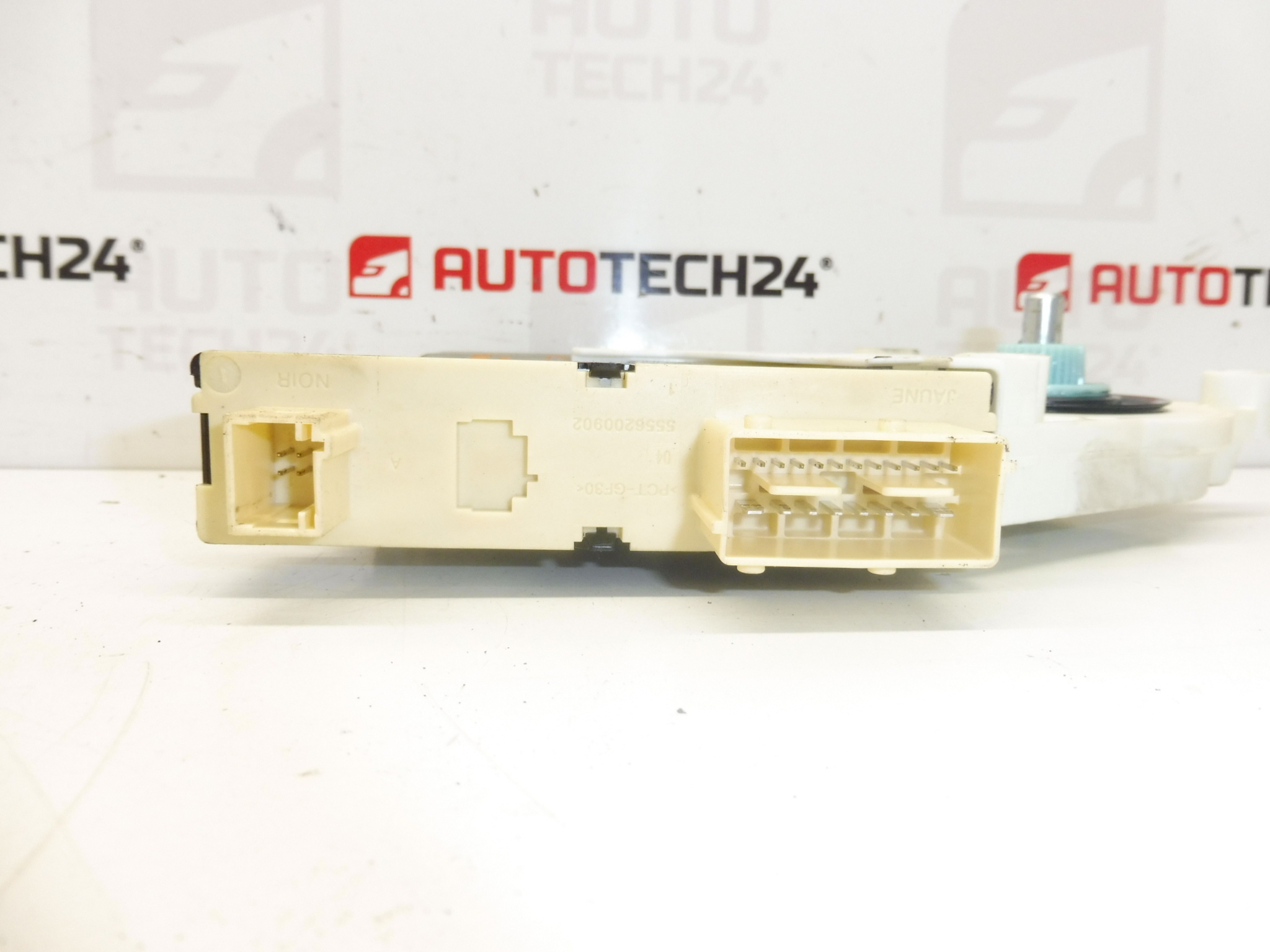 Raambedieningsmotor rechts voor Citroën Peugeot 1400794280 9222AC