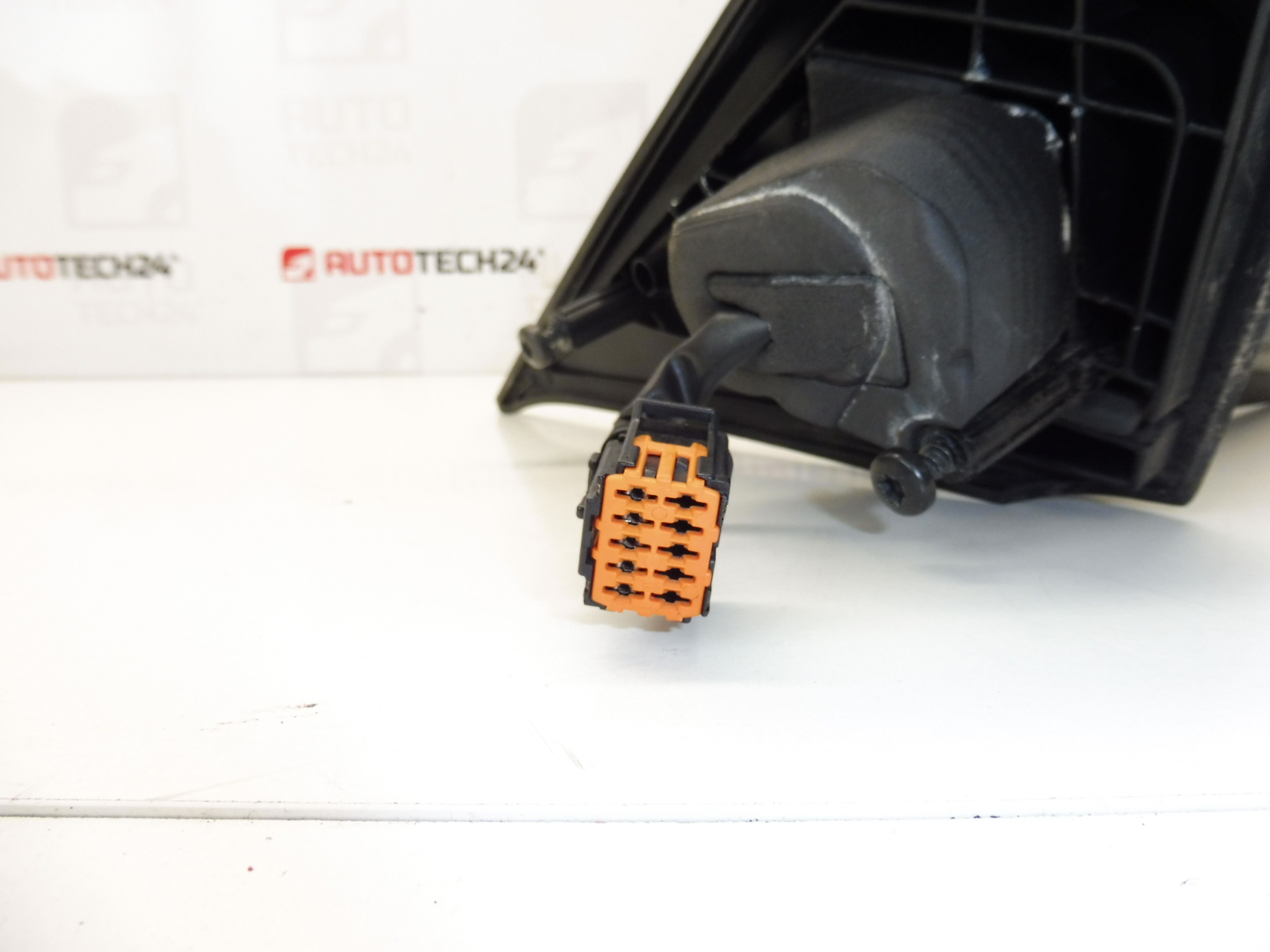 Linker spiegel Citroën Xsara KPUC 8148GJ