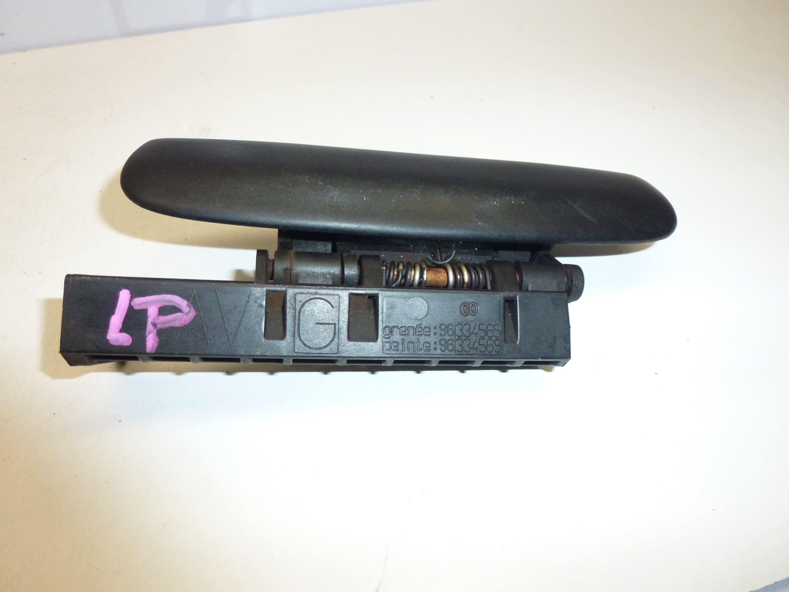 Citroën Xsara deurgreep links voor zwart 96334565 9101L8