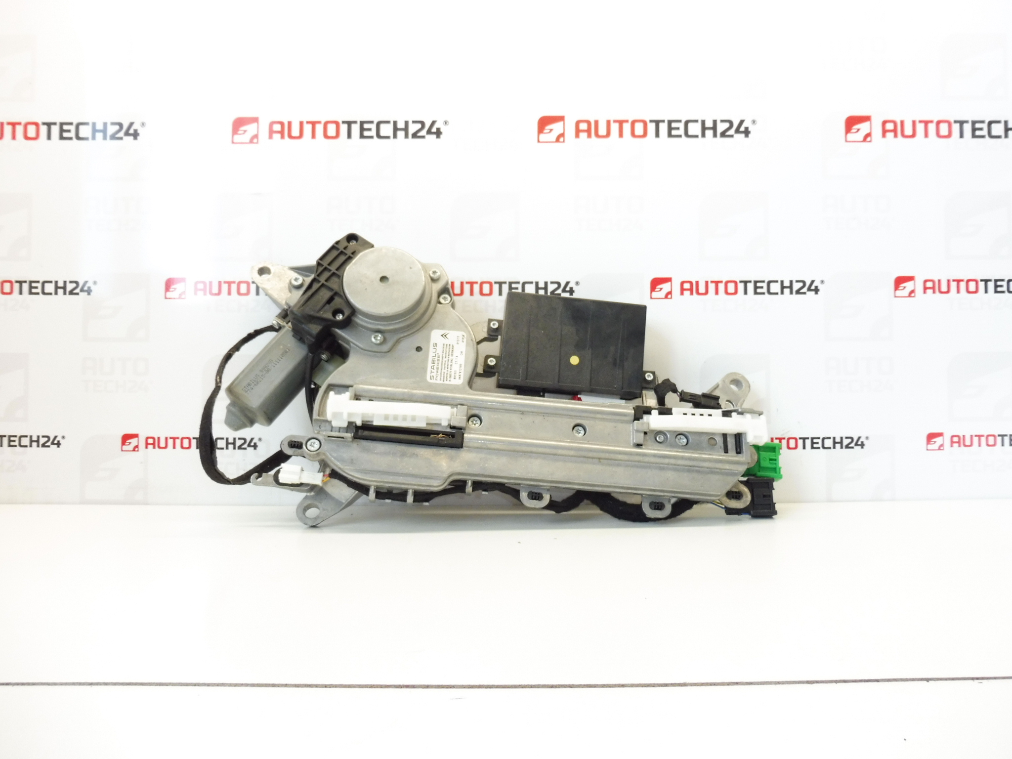 Sluitmotor achterklep Citroën C5 X7 9687913180 8731S4