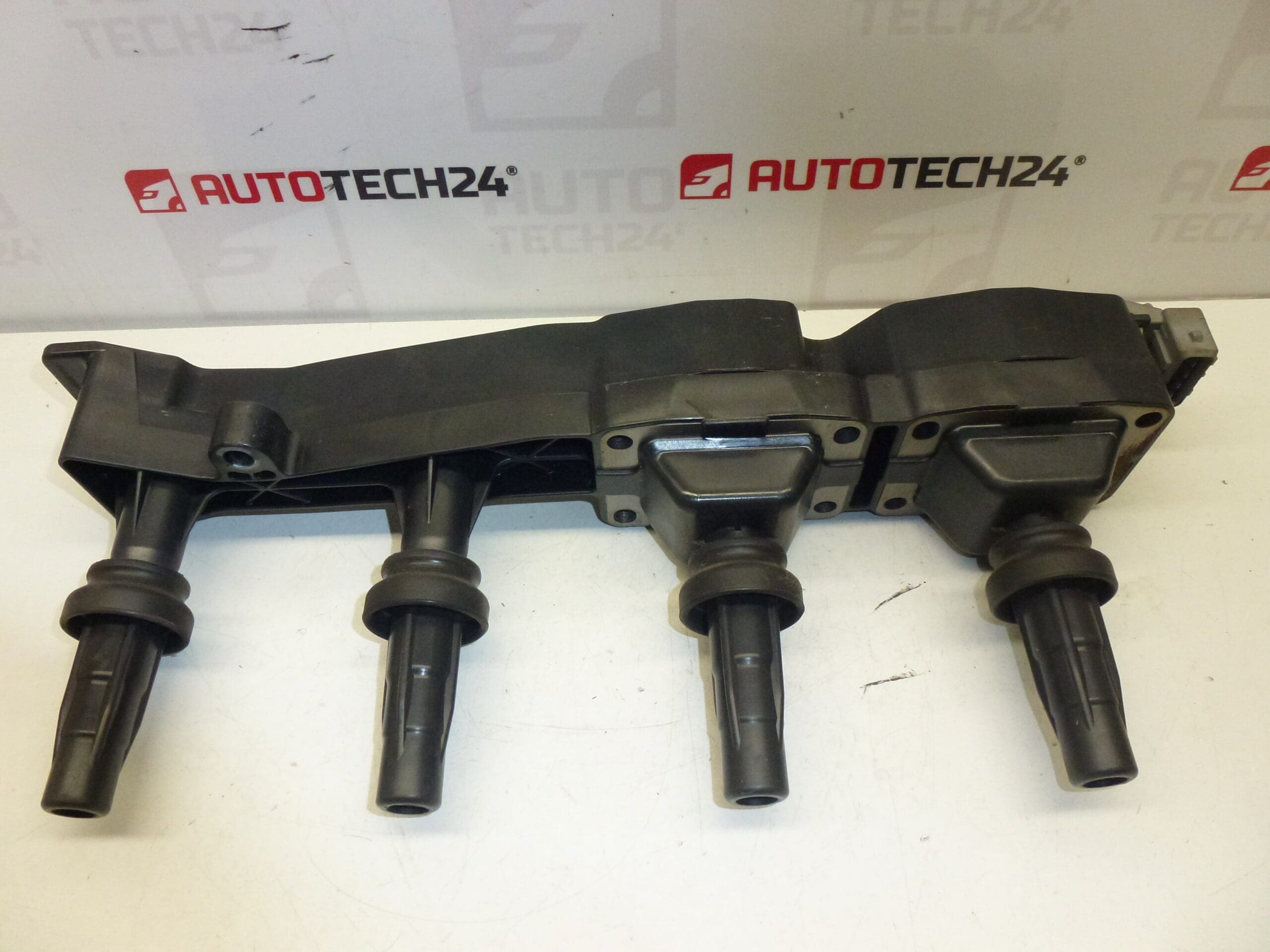 Ontstekingsstang 1.6 16V Citroën 9636337880