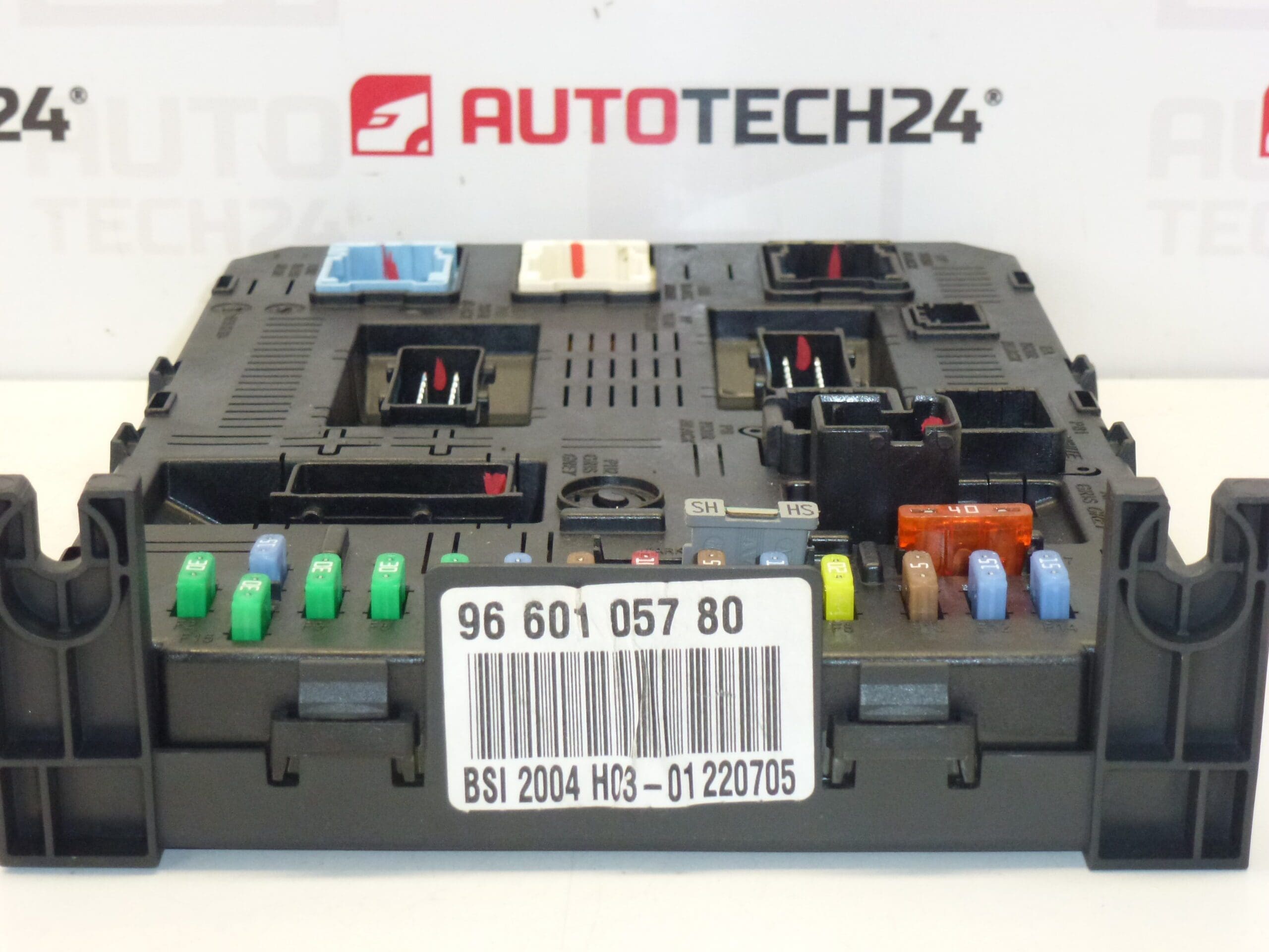 BSI 2004 H03-01 Citroen Peugeot 9660105780 6580CX