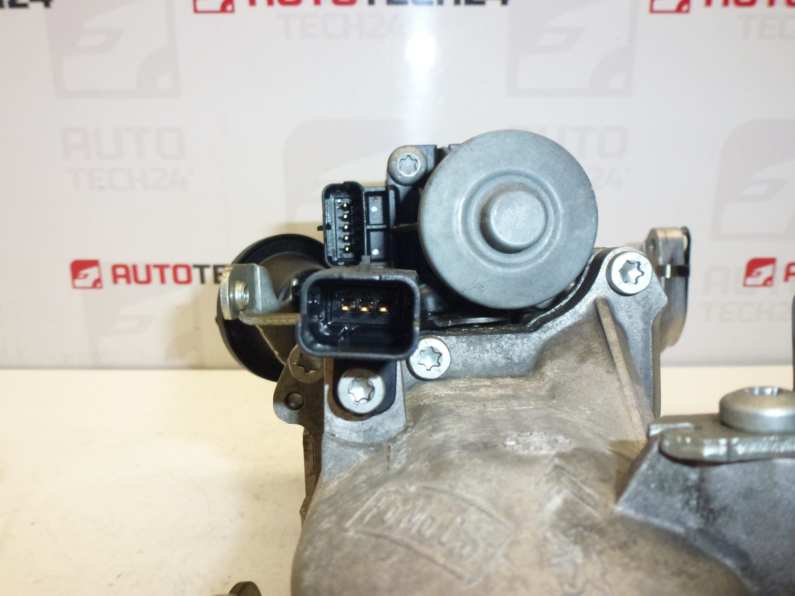 EGR klep met sensor 1.4 HDI 1.6 HDI Citroën Peugeot 9671187780 1618LC