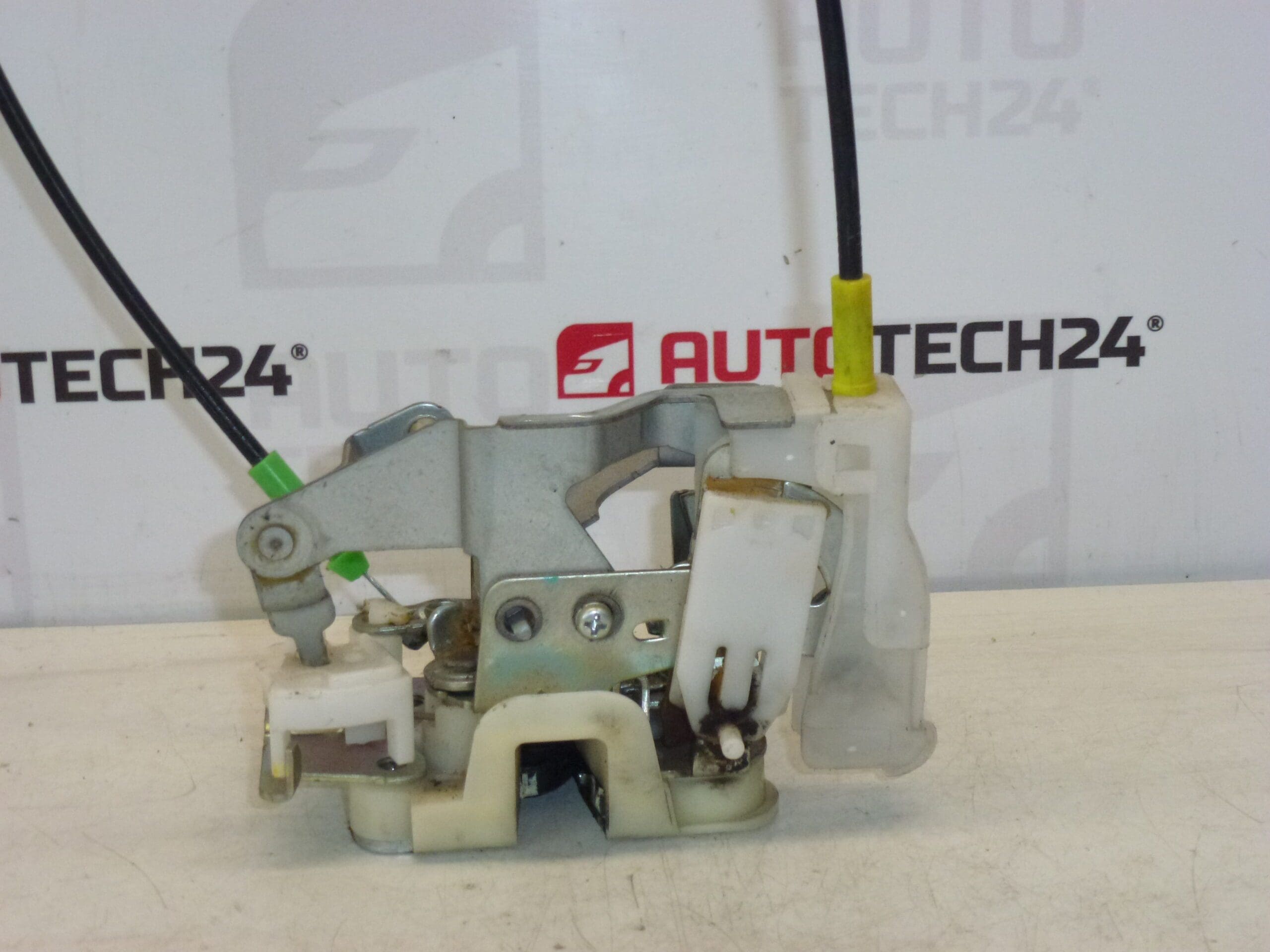 Deurslot rechts achter Citroën C1 Peugeot 107 9138G4