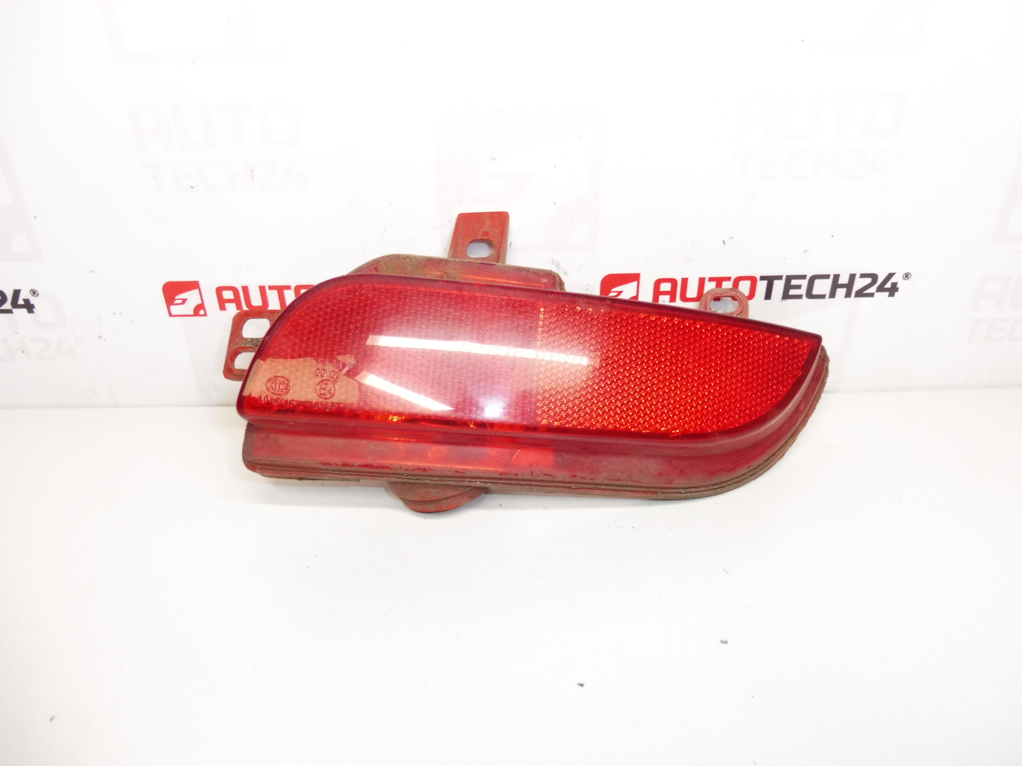 Mistlamp rechts achter Peugeot 206+ 9685587580 6351HA