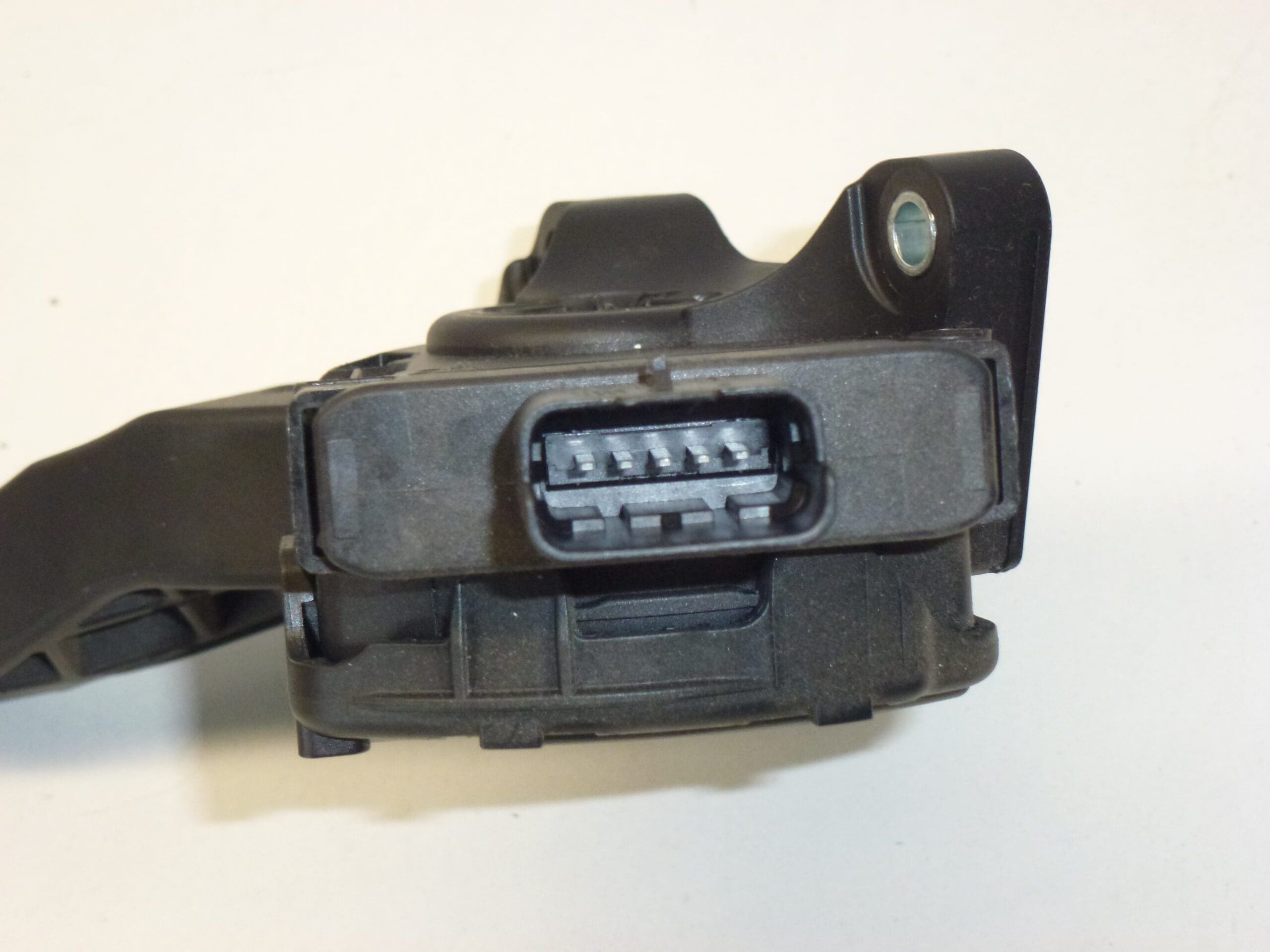 Gaspedaal HELLA Citroën Peugeot 9681530380 1601Y4