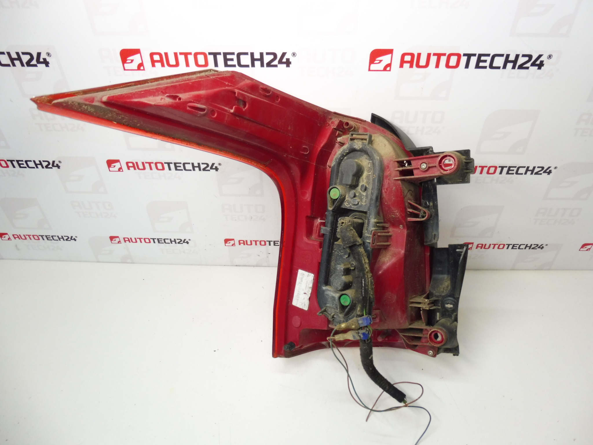 Rechter achterlicht Peugeot 5008 I 9672666680 6351KH 6351HX