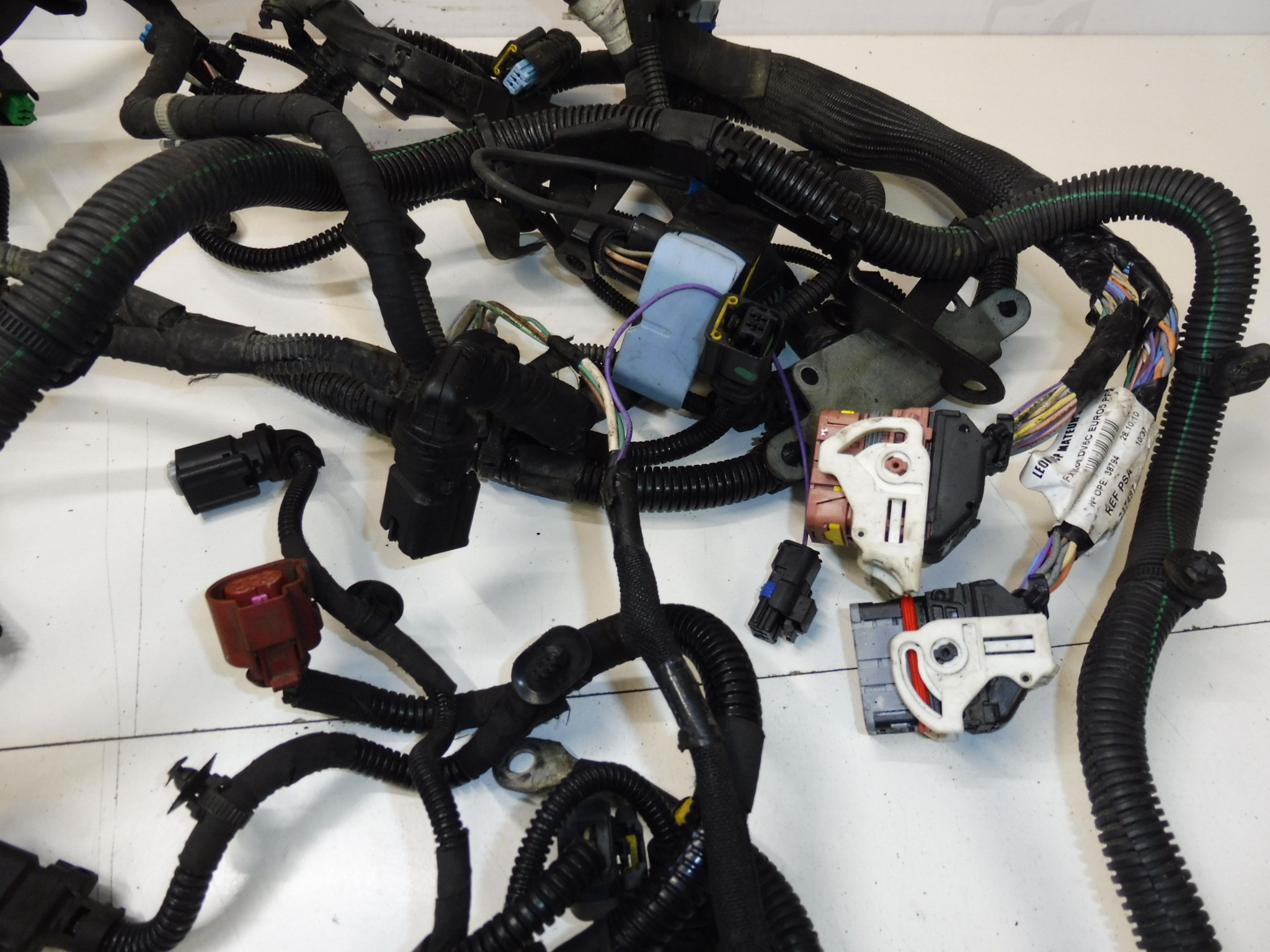 Hoofdmotor 1.6 e-HDI Citroën Peugeot 9678303780 9671135480 9673749780