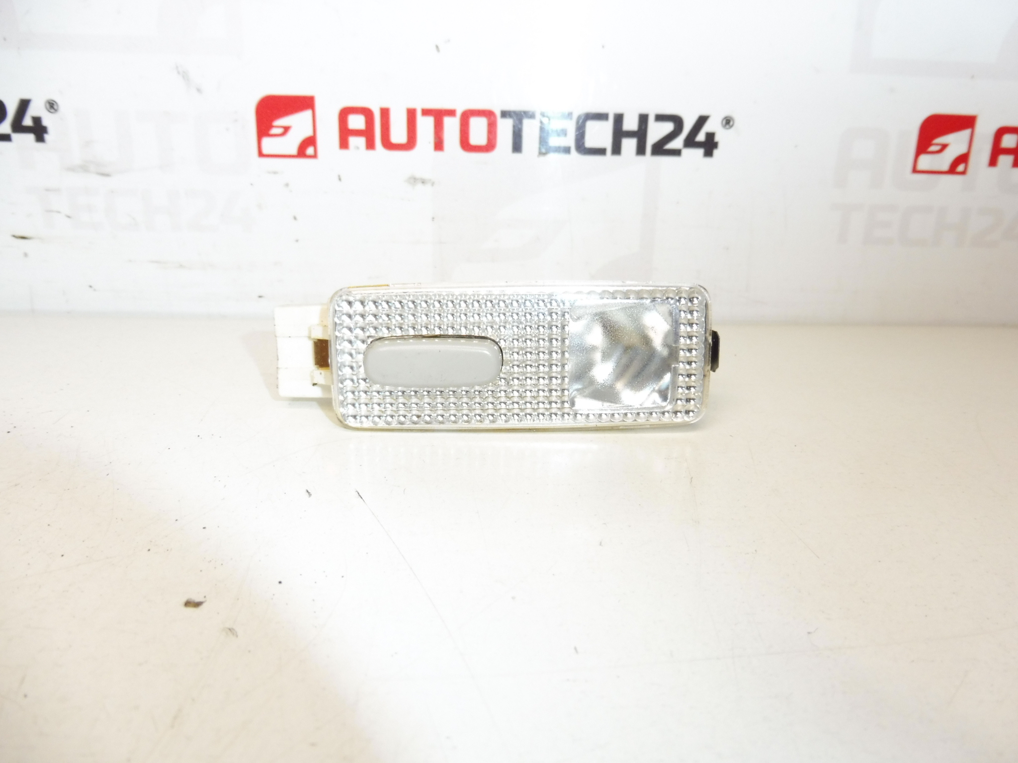 Plafondlamp rechts achter Citroën Peugeot 9674191077 6362P1 6362P0