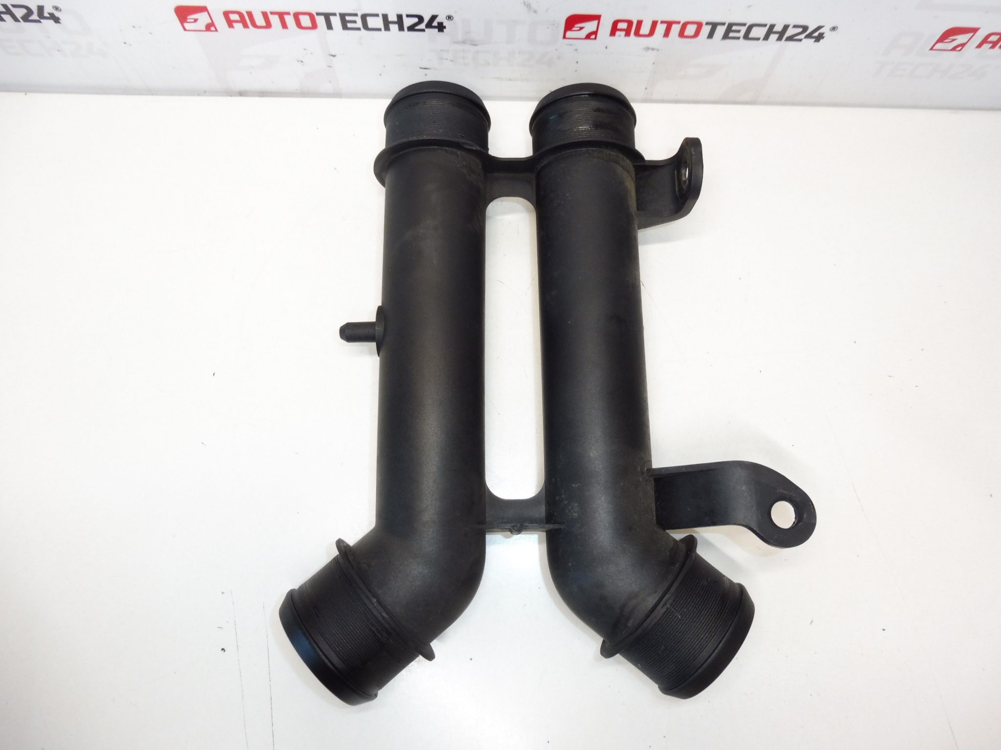 Luchtaansluiting 1.6 HDI Citroën Peugeot 0382EE