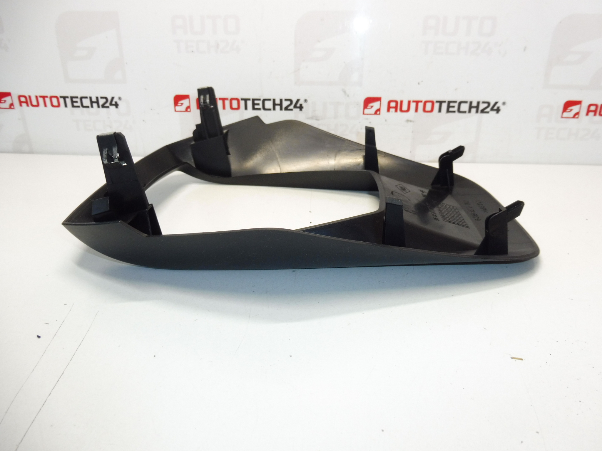 Head-updisplay Peugeot 3008 5008 9685320377 8209L6