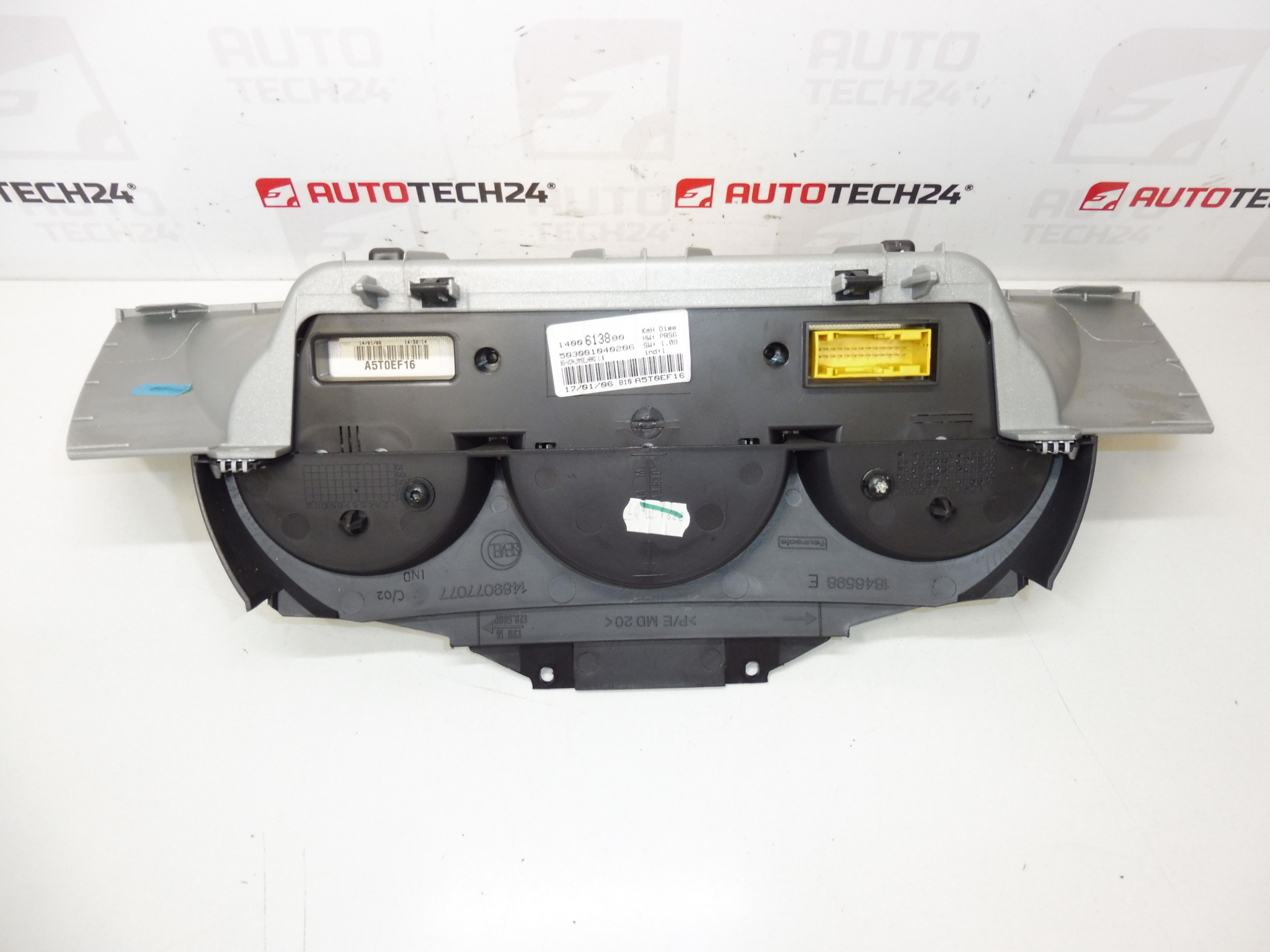 Snelheidsmeter Citroën C8 Peugeot 807 1400613880 6105XG