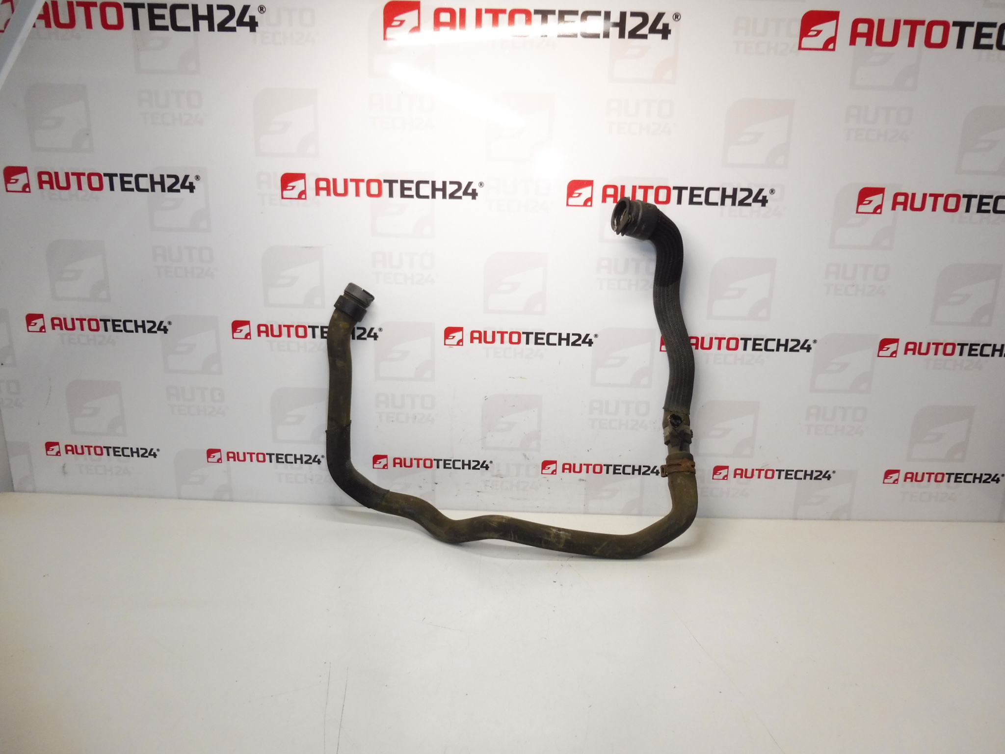 Waterslang Citroën Peugeot 1.4 VTI 1.6 VTI 135201 1351NG