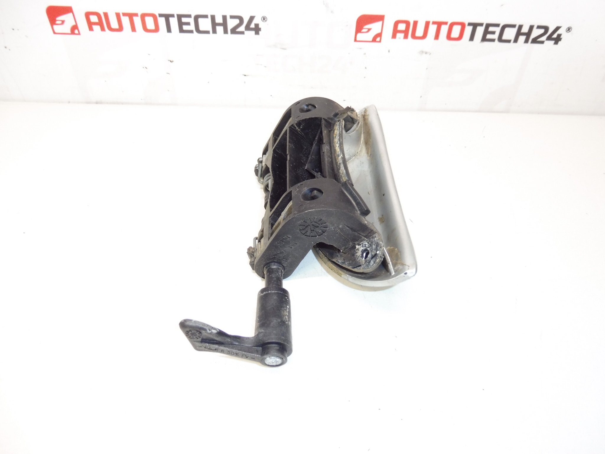 Deurgreep links achter Peugeot 206 EZRC 9101N8