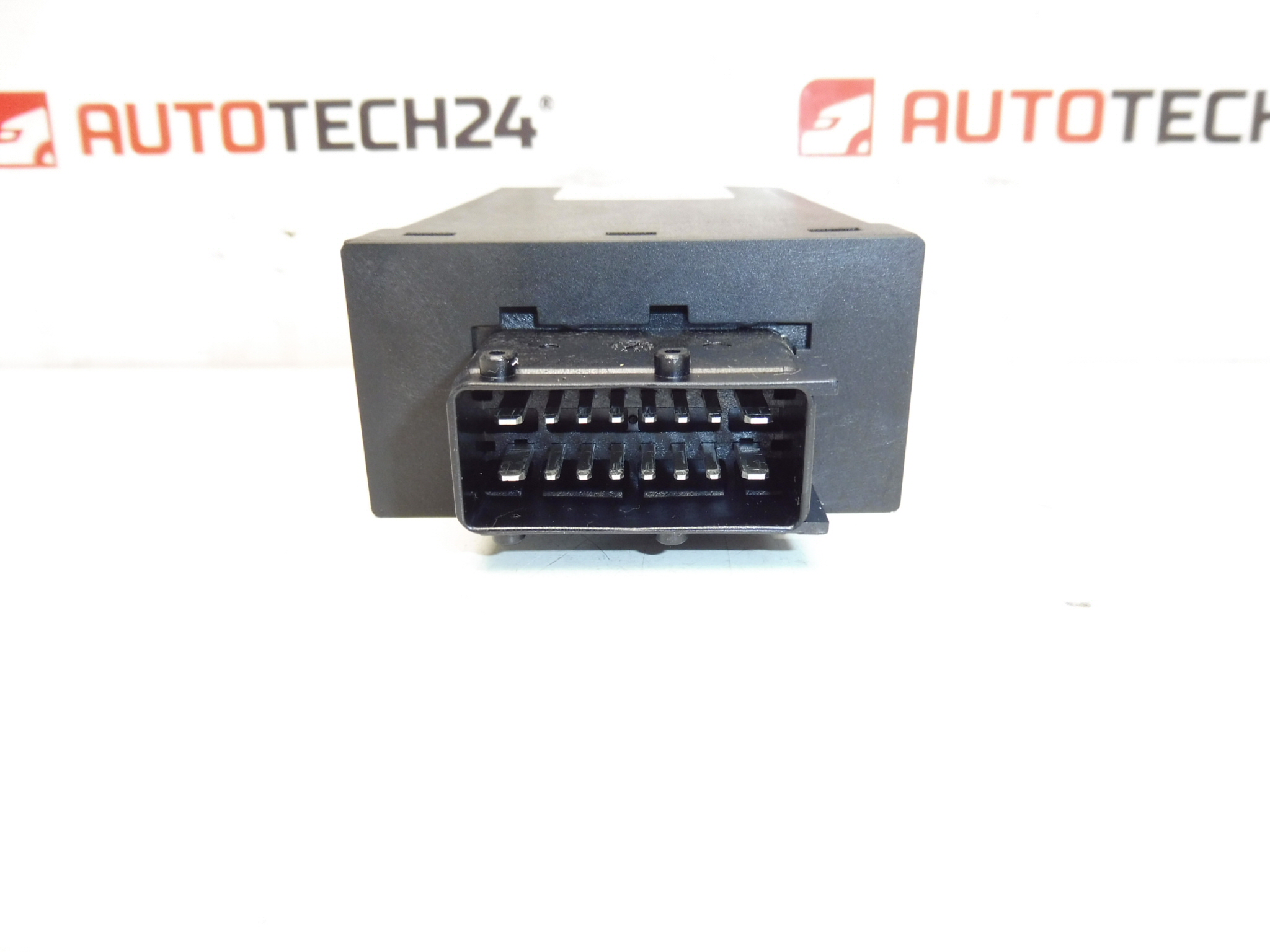Citroën Peugeot schuifdeur ECU 1400047280 657047