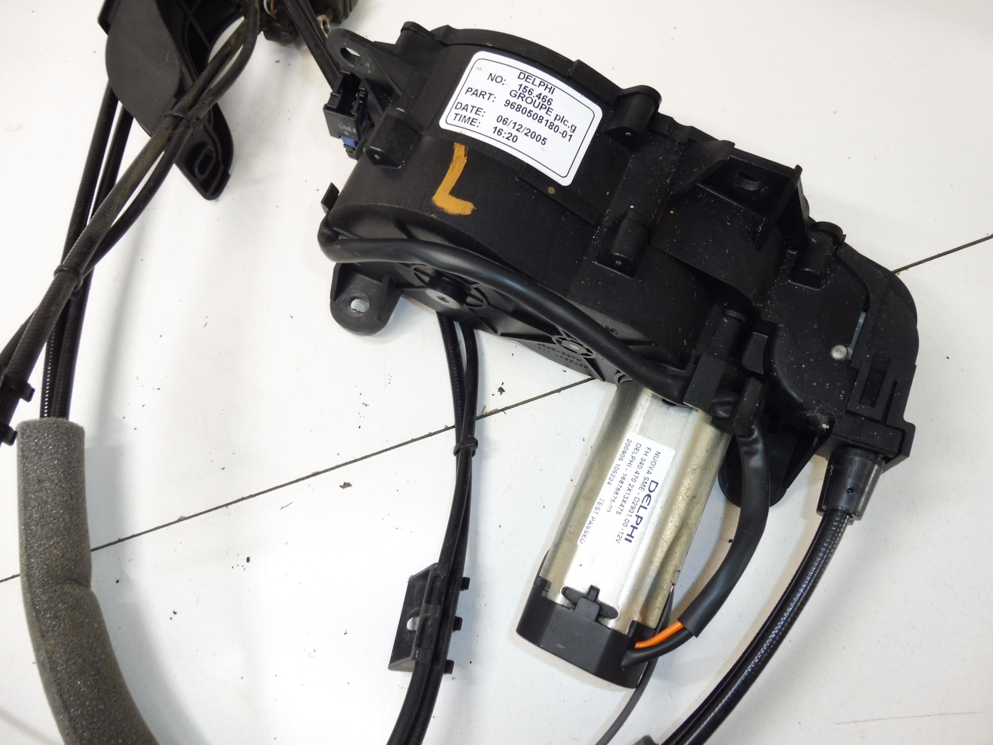 Peugeot 1007 bestuurder elektrische aandrijving 9680508180 9137C1 9137A9