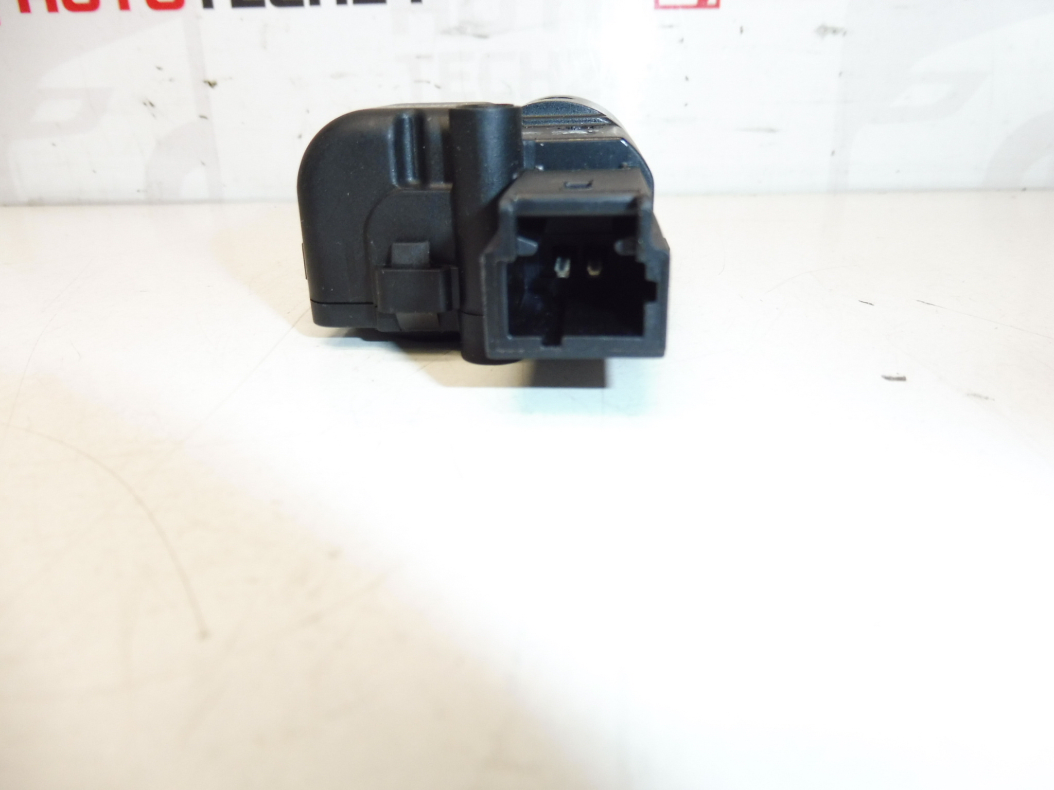 Deurslot Peugeot 1007 9649879580 661536