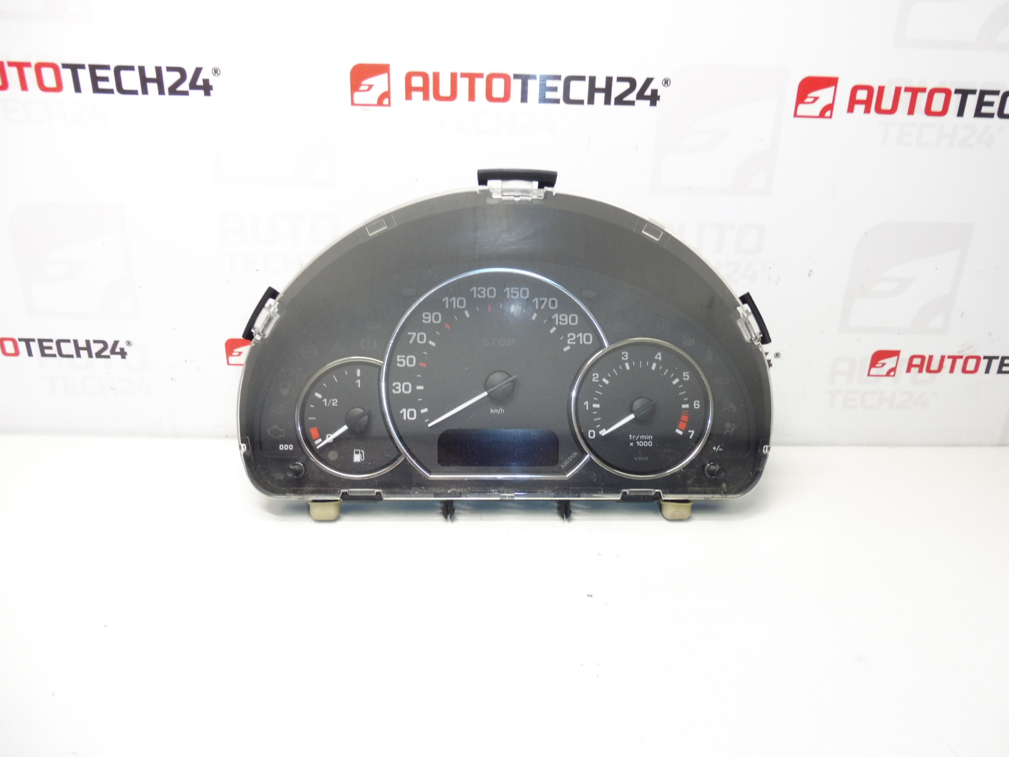 Snelheidsmeter met alarm, kilometerstand 102000 km Peugeot 1007 9658241580 610652