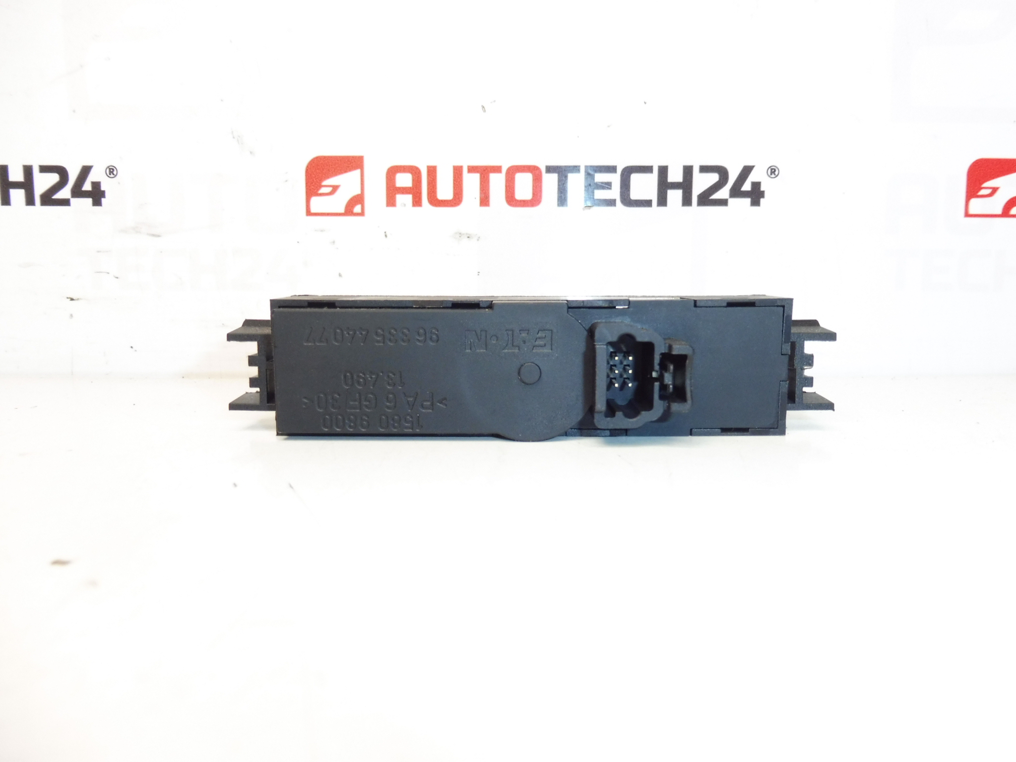 Navigatiebediening Peugeot 607 9633544077 656362