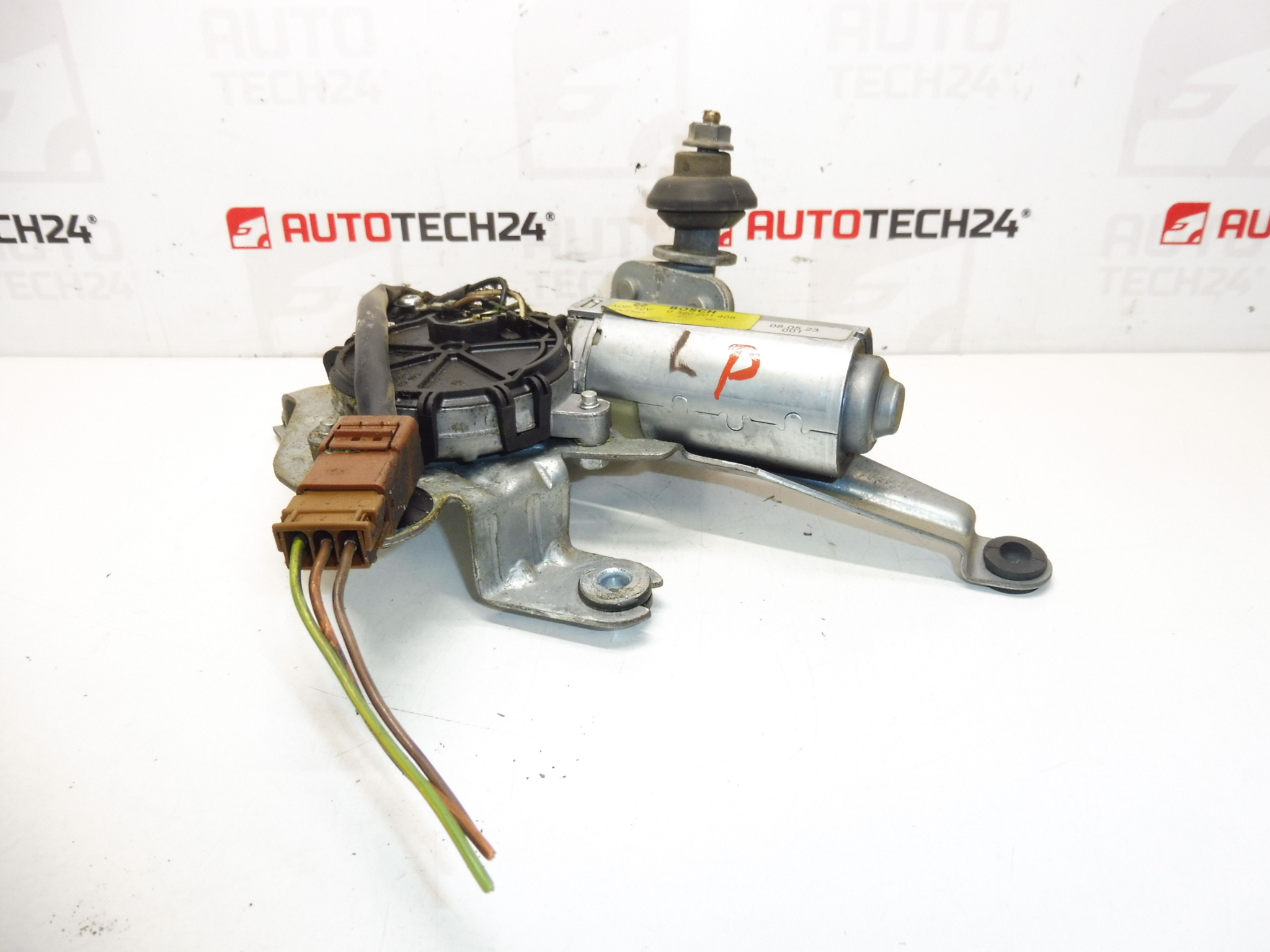 Bosch ruitenwissermotor achter 0390201408 3397020406