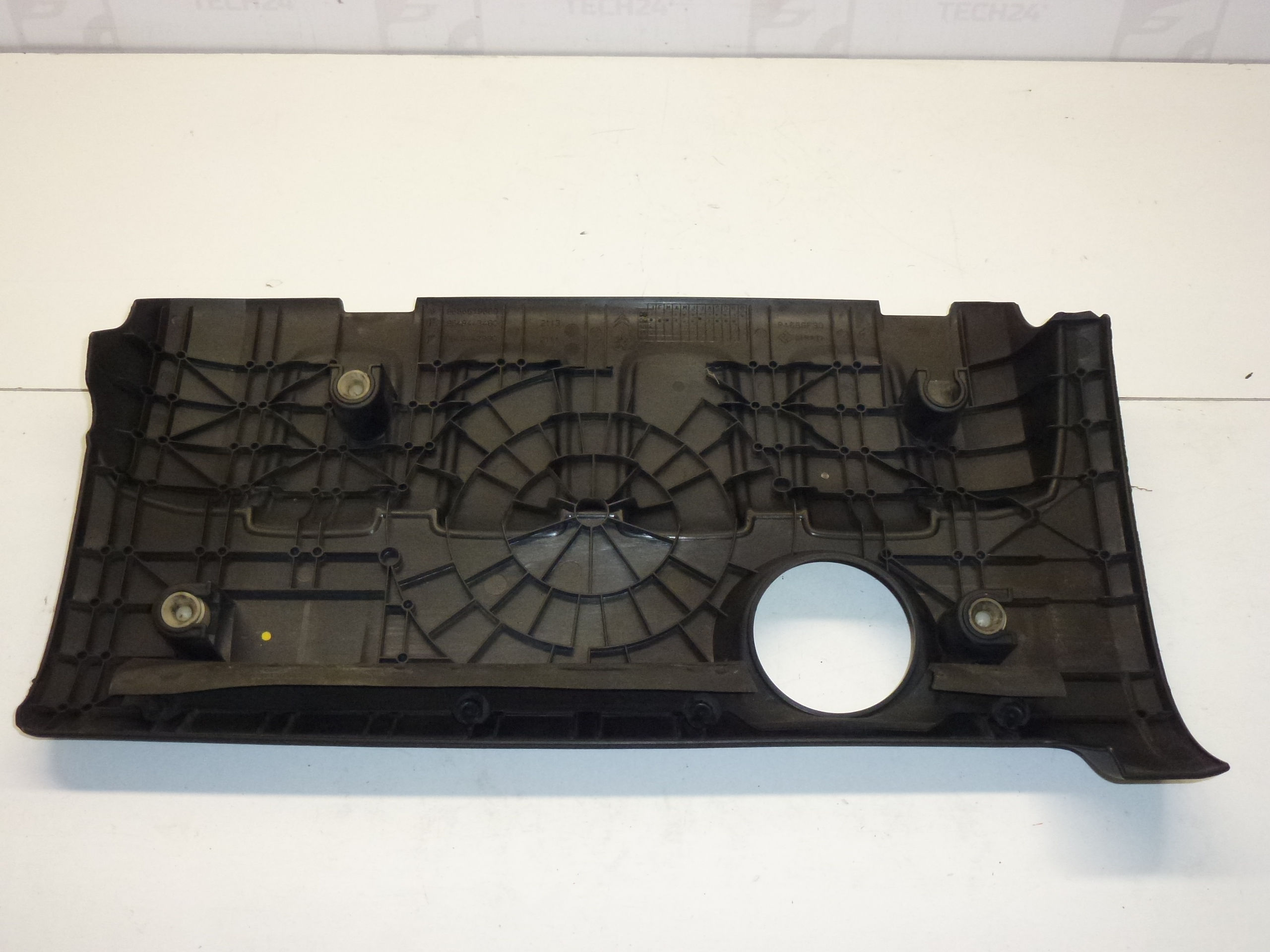 Motorkap 1.4 16V KFU Peugeot 9686619880 0137E0