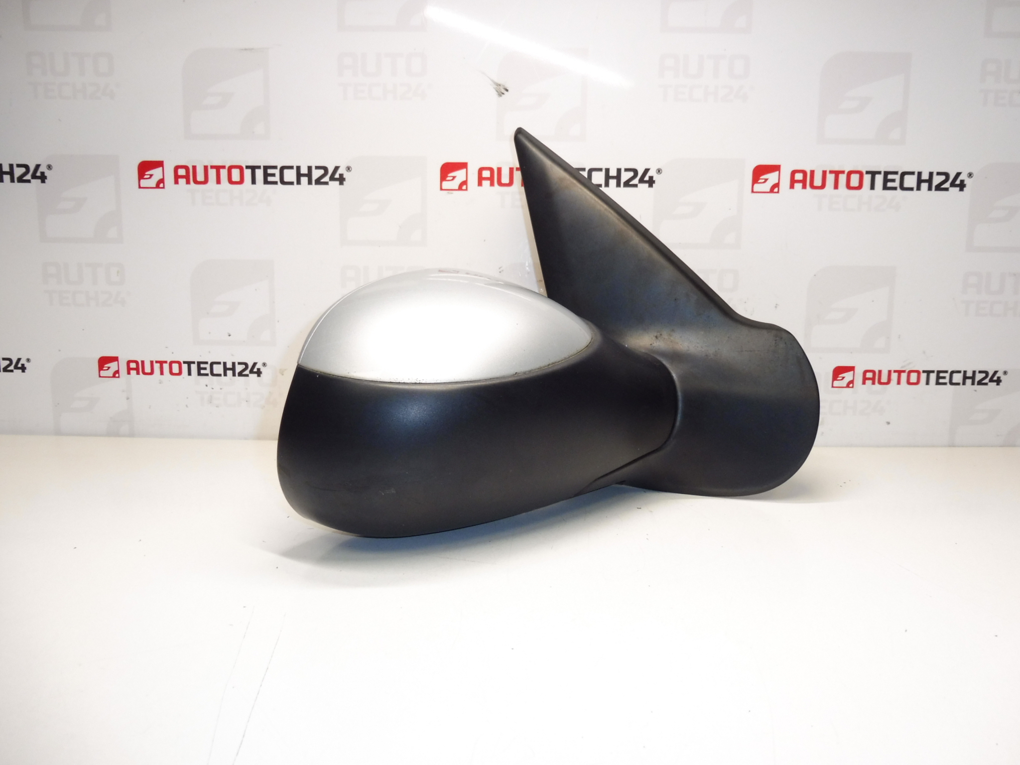 Rechter elektrische spiegel EZRC Peugeot 206 CC 8149JW