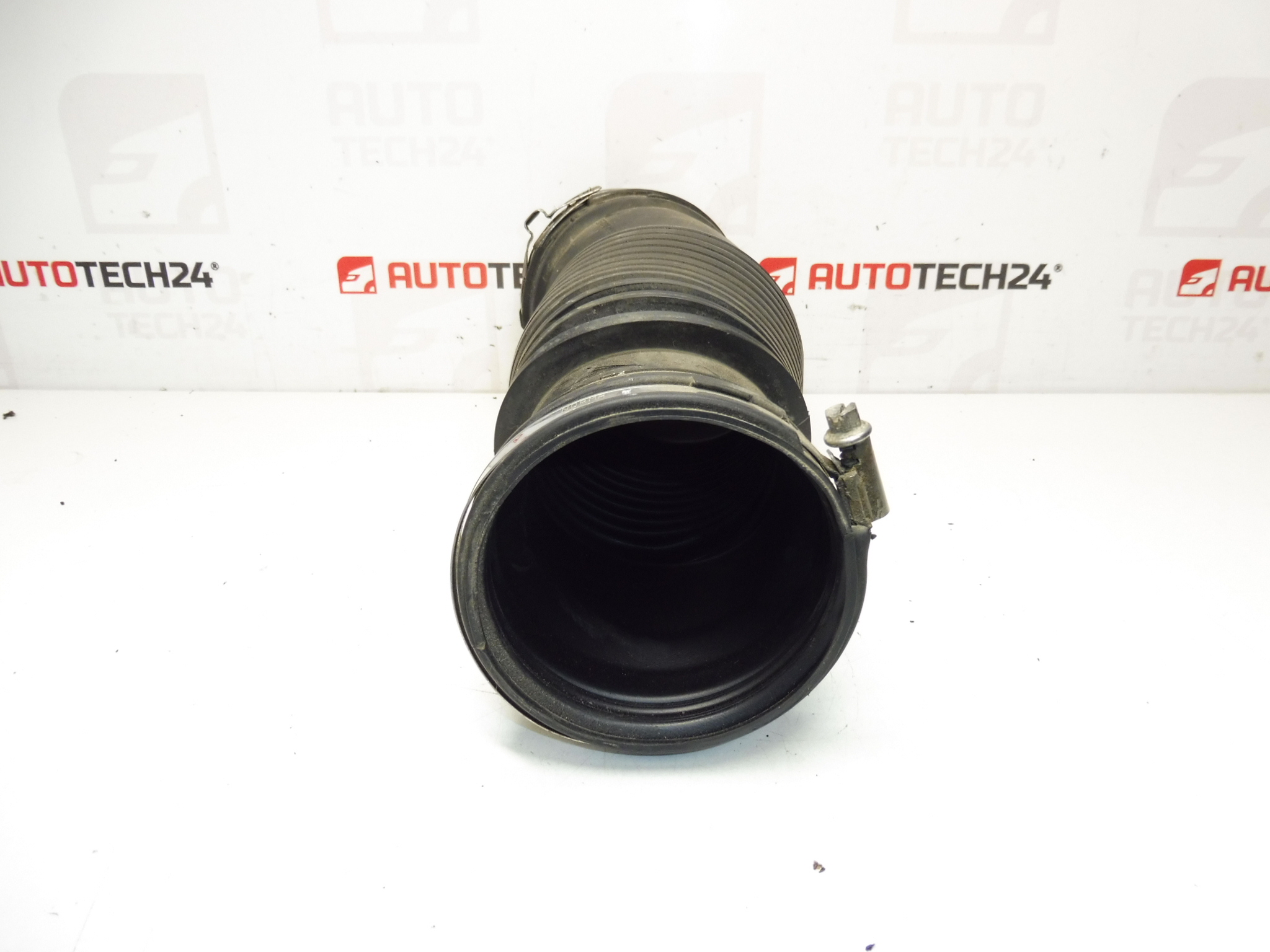 Inlaatluchtaansluiting Citroën C8 Peugeot 807 2.2 HDI 1434A7