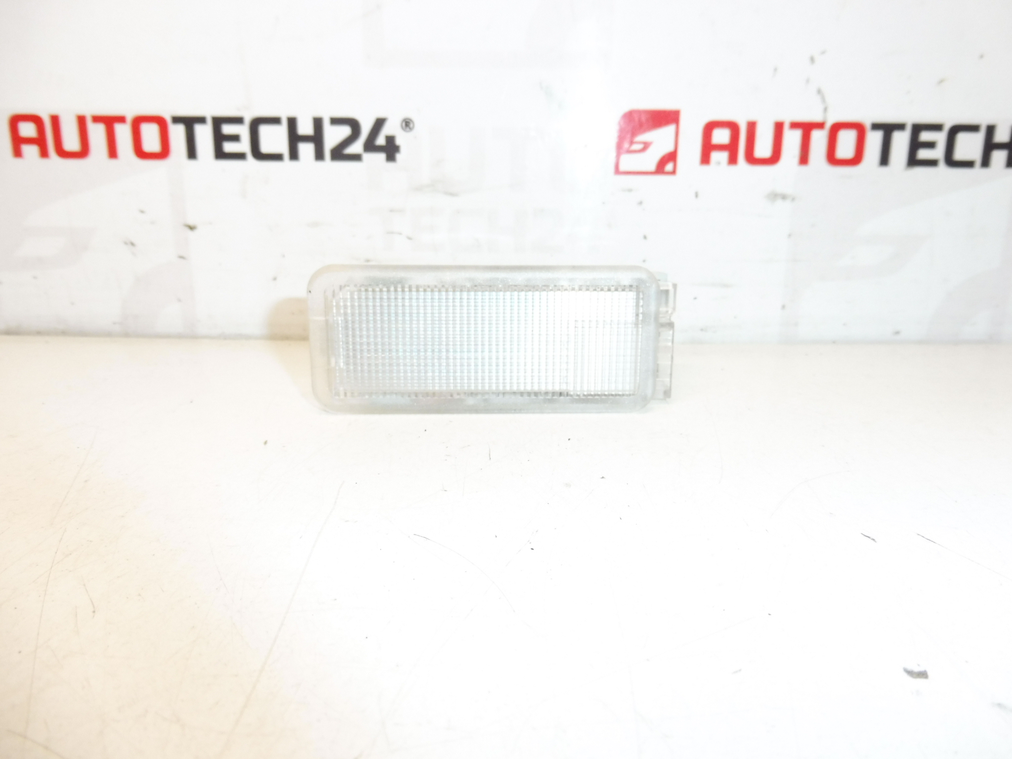 Plafondlamp voorzijde Citroën Peugeot 6362N6