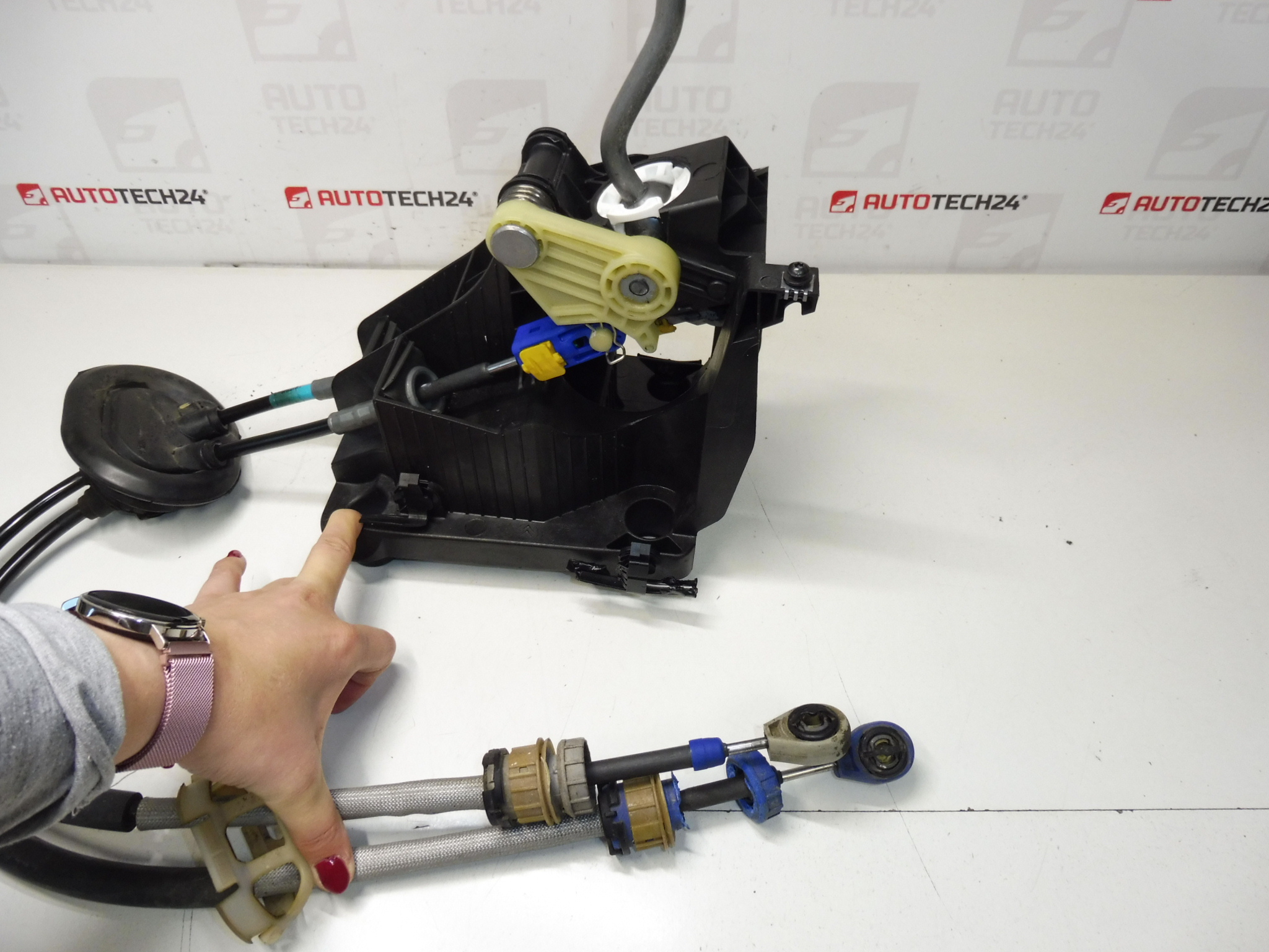 Schakelpook en kabels Citroën C4 II DS4 2400NG