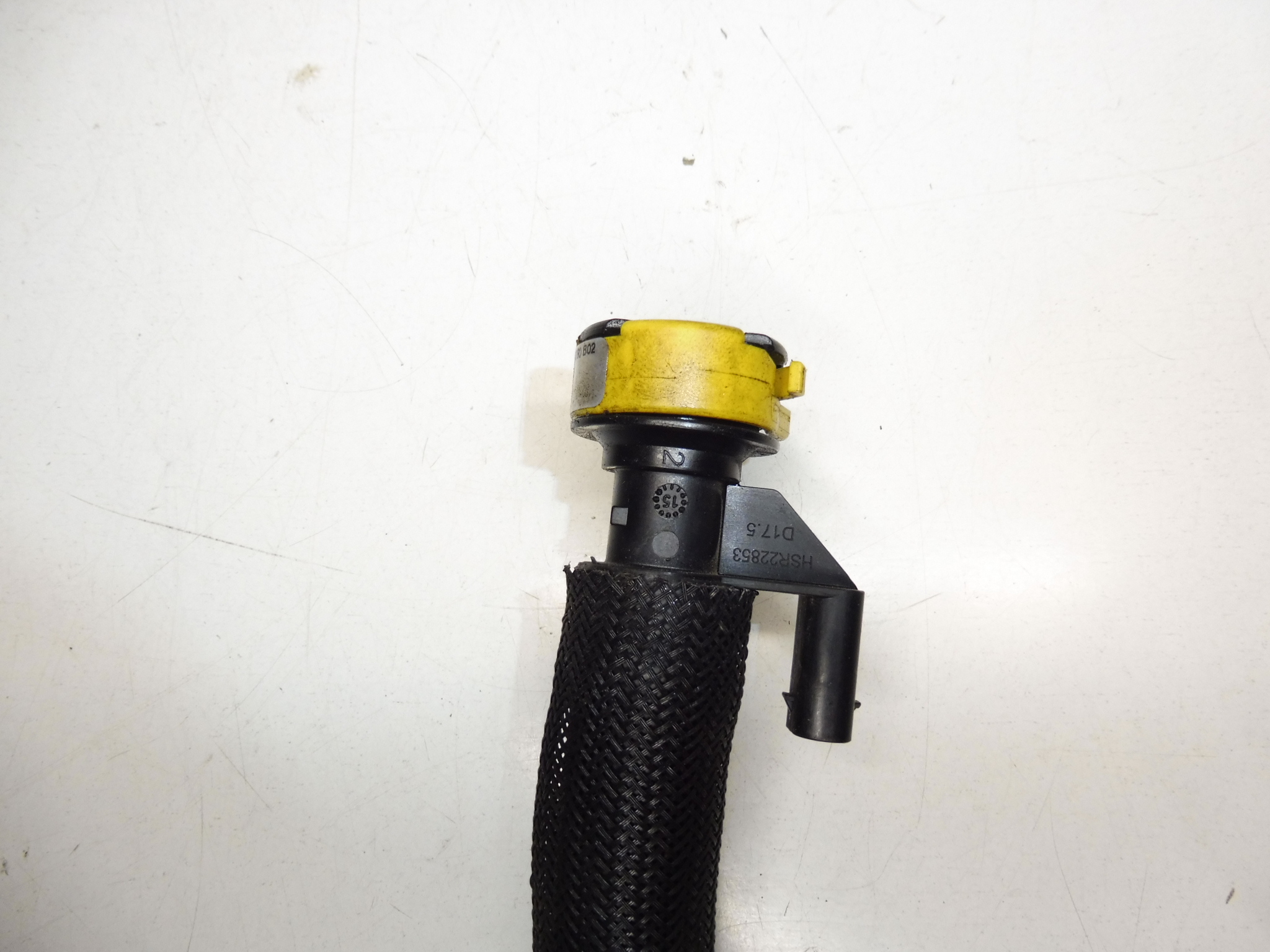 Luchtslang 1.2 THP Citroën Peugeot 9804264280