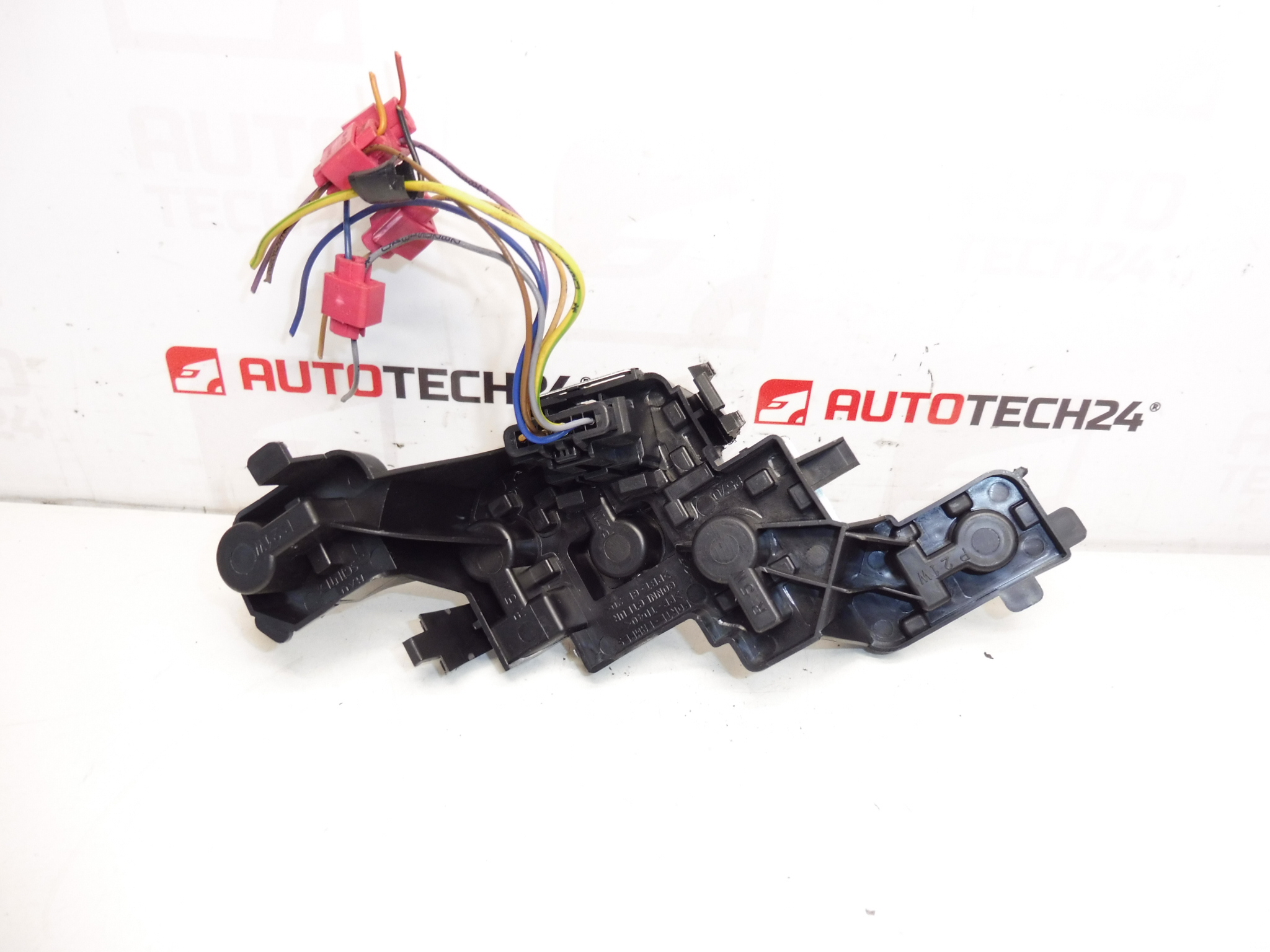 Links achterlamp Peugeot 307 II 6350x0