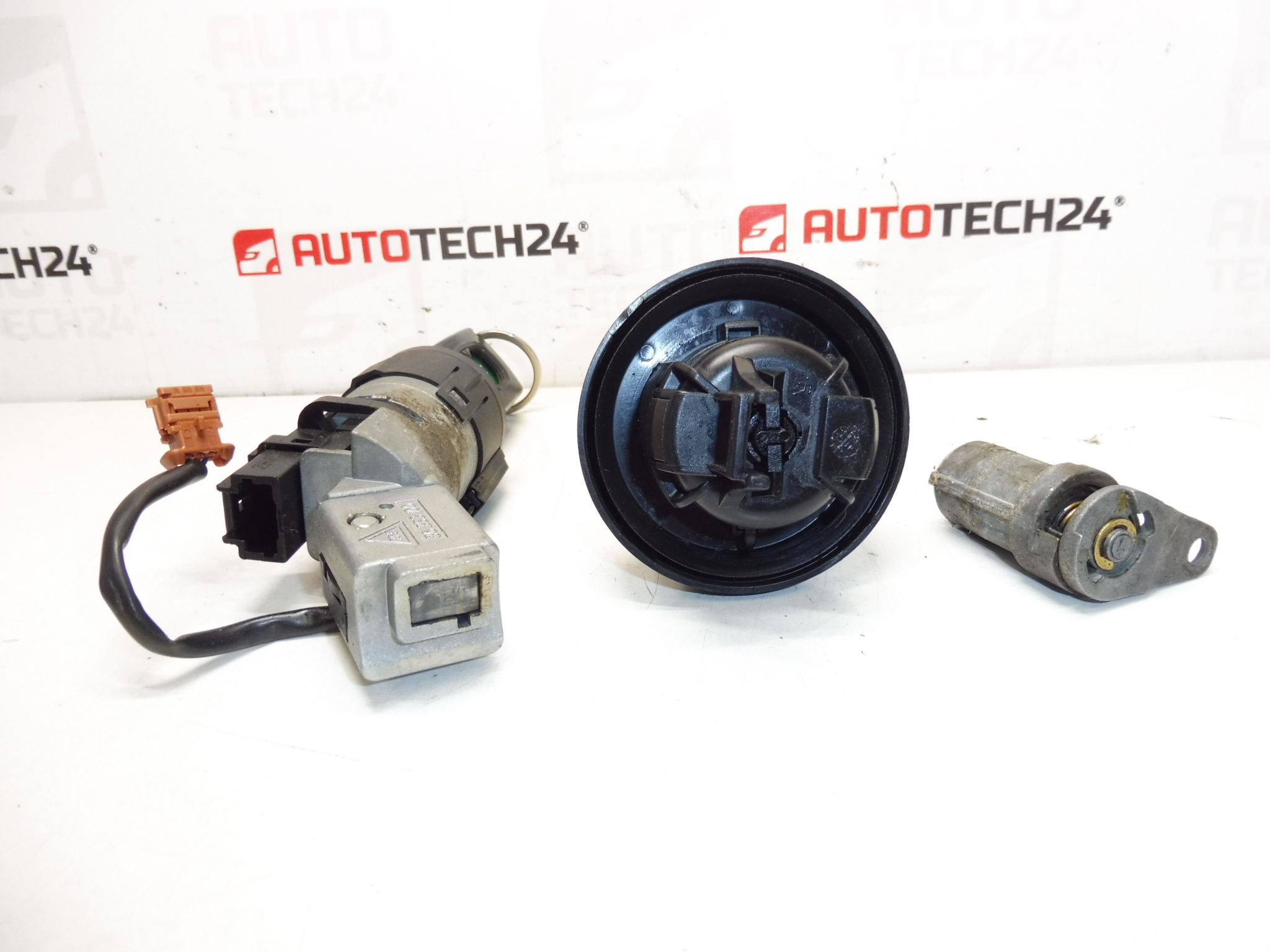 Slotenset 2 sleutels Peugeot 307 4162GA 4162KG