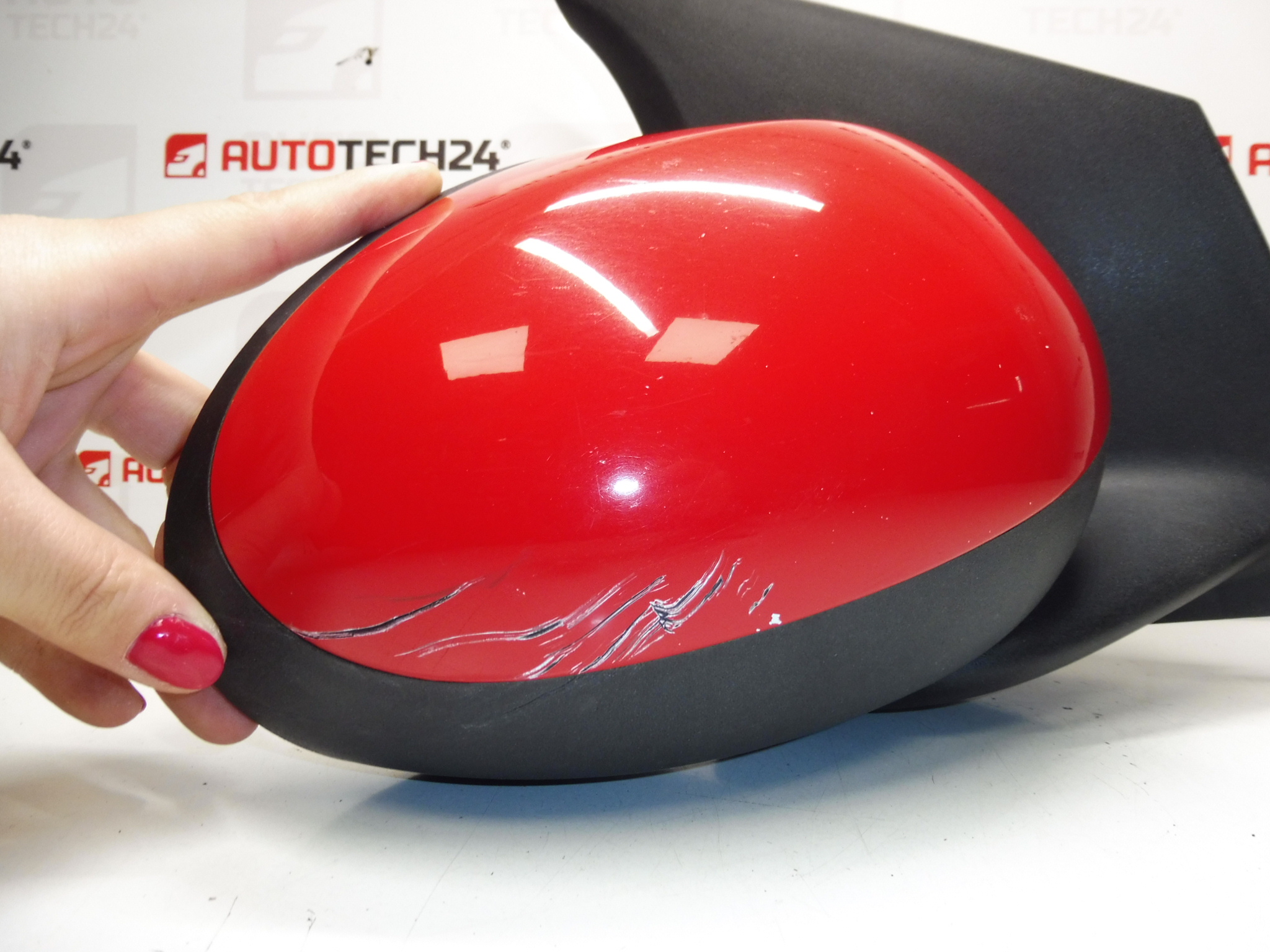 Spiegel rechts rood Citroën C1 Peugeot 107 87910-0H010 87910-0H011