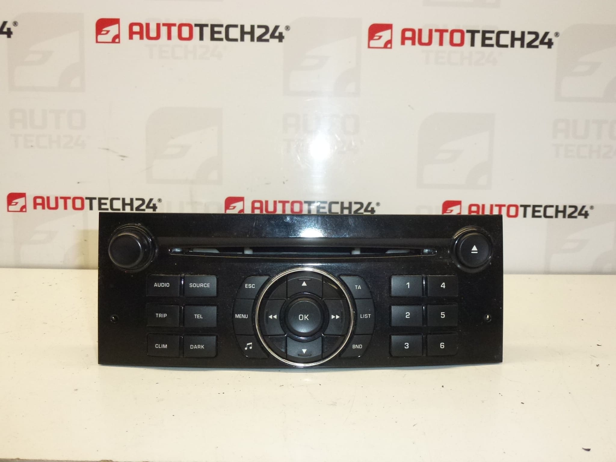 Autoradio radio Citroën Peugeot RD4 N2 MP3 9666968277 6574NP