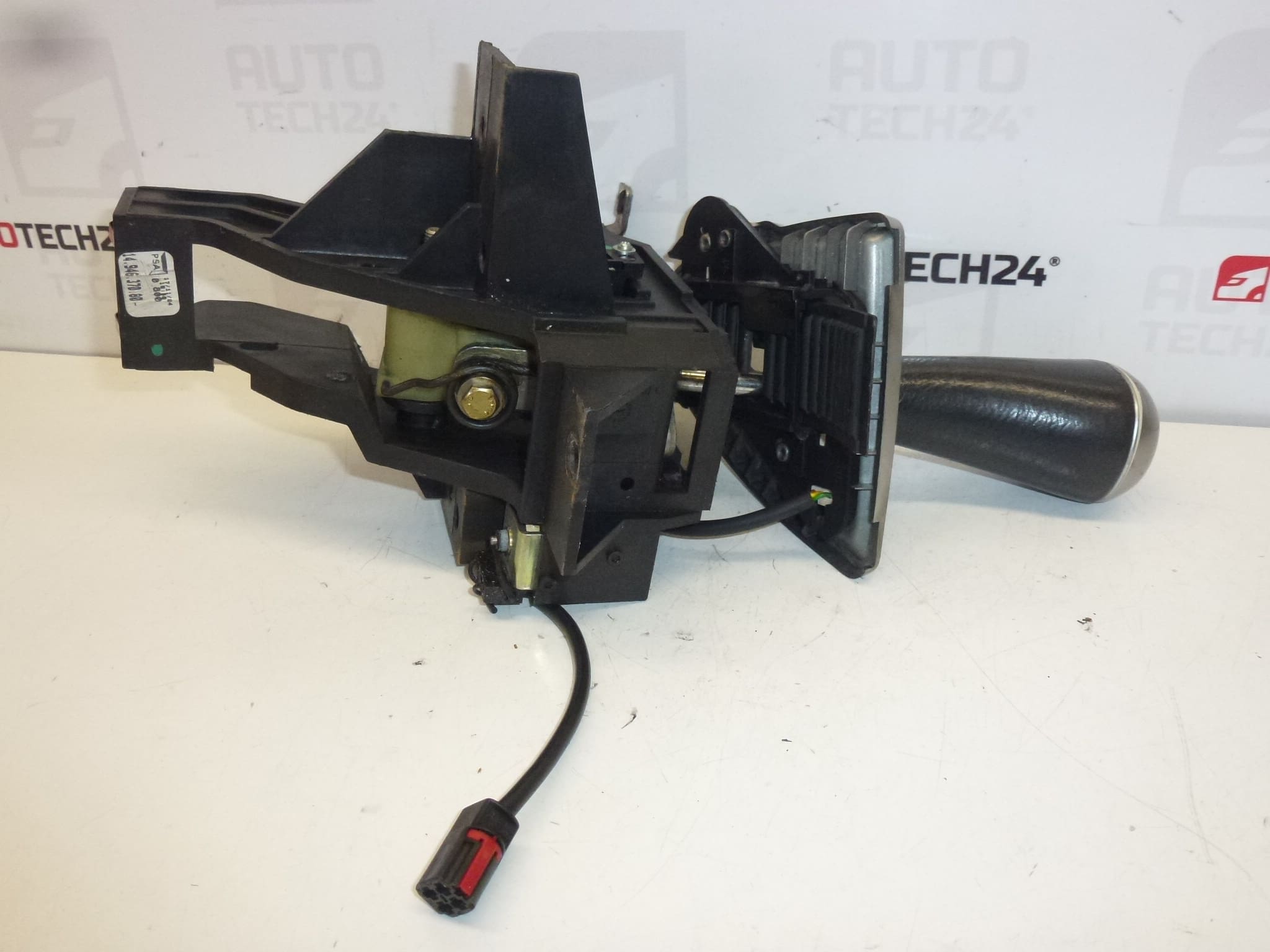 Versnellingsbak Citroën Peugeot 1494637080 2400V4