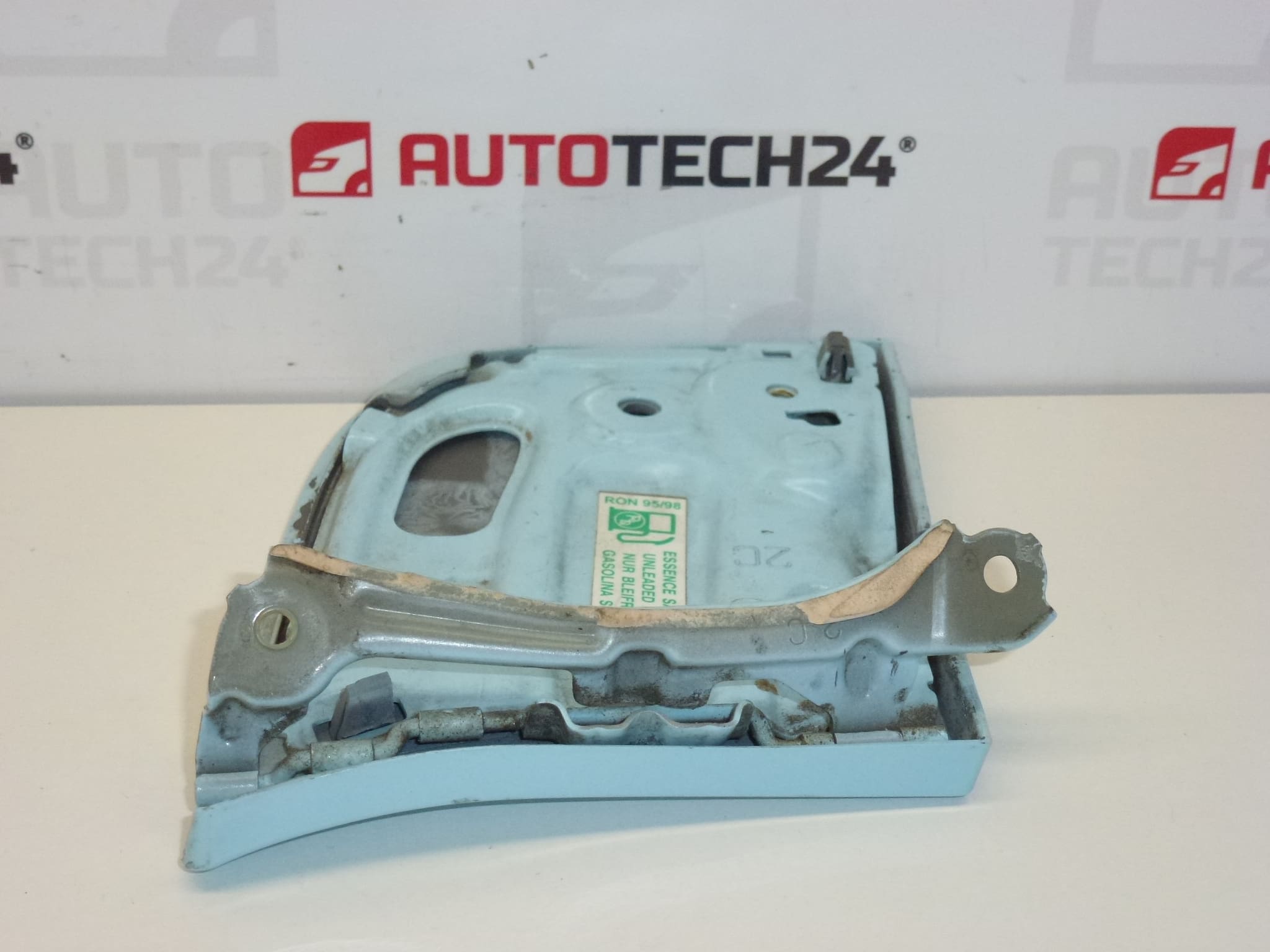 Tankdop deksel lichtblauw Peugeot 107 Citroën C1 1517C5 1517C9