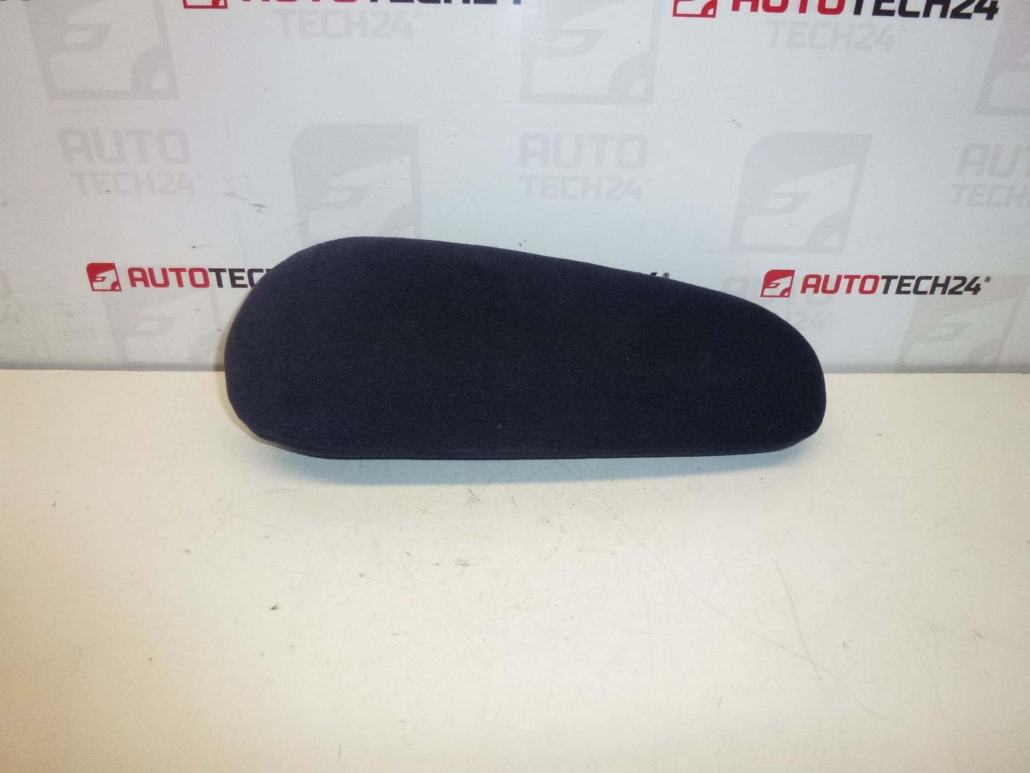 Citroën Peugeot 8830H5 armleuning