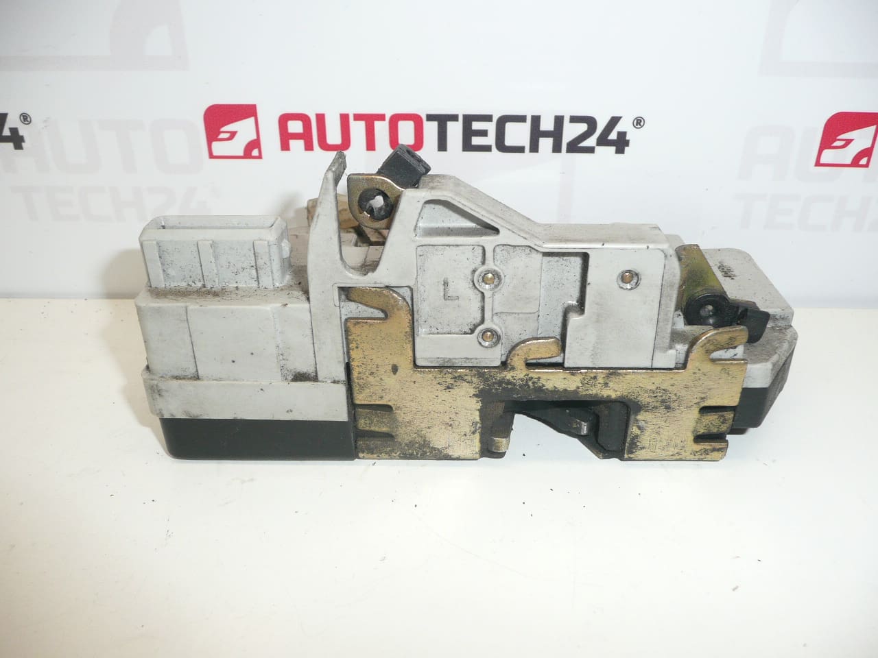 Elektrisch slot linker achterdeur voor Peugeot 206/406 Break 913758 - Afbeelding 2