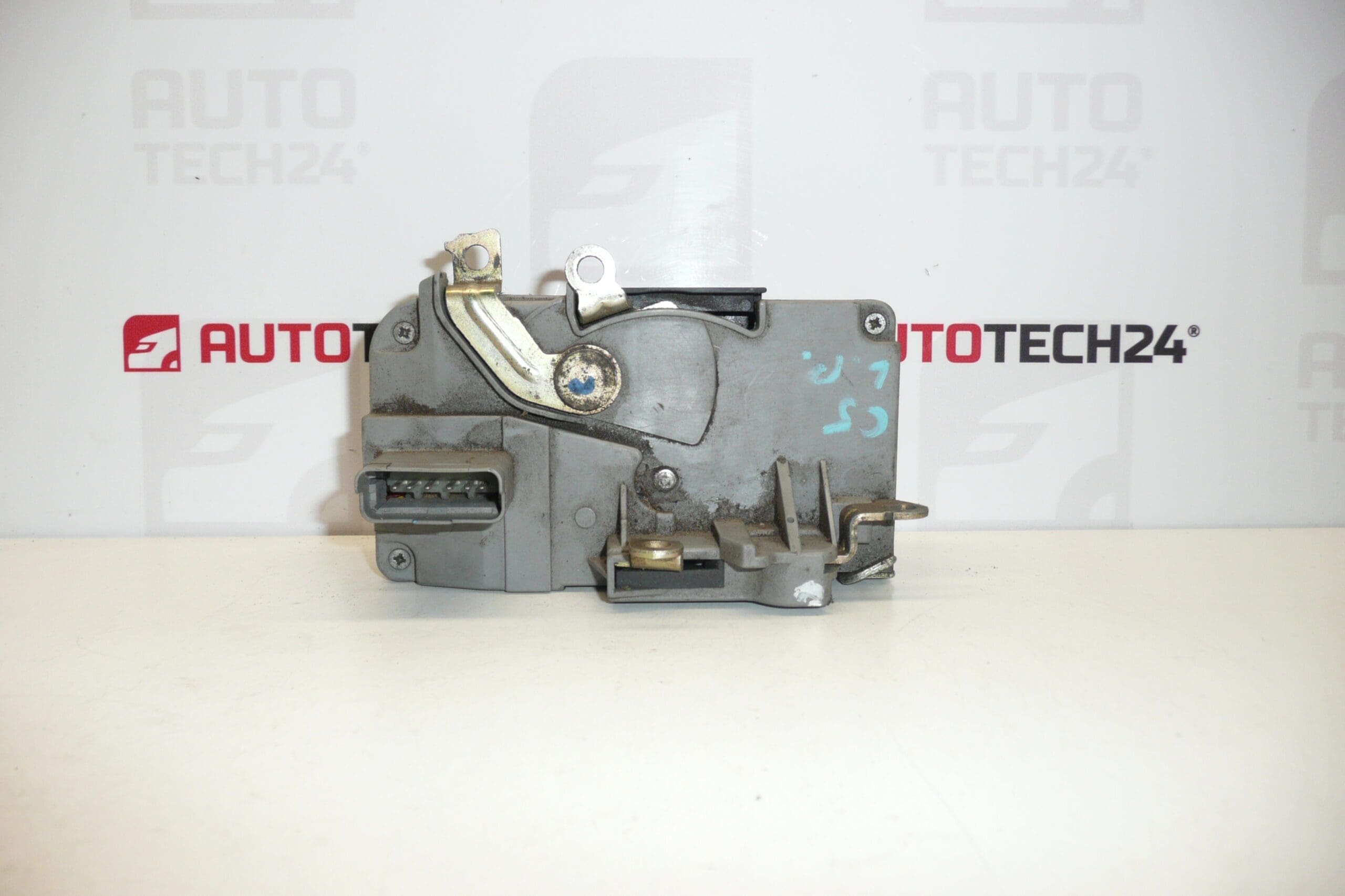 Elektrisch deurslot links voor Citroën C5 I en II 9135J1 - Afbeelding 2