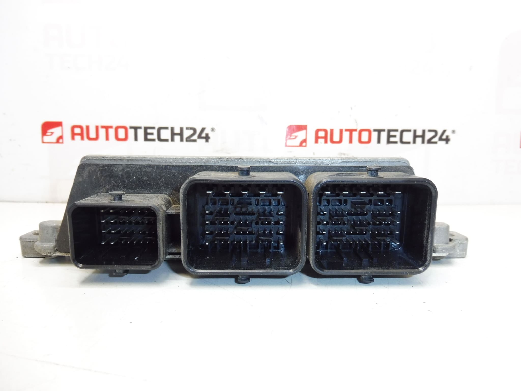 ECU Valeo V46.11 Citroën Peugeot 9811545080 9800913080 - Afbeelding 2
