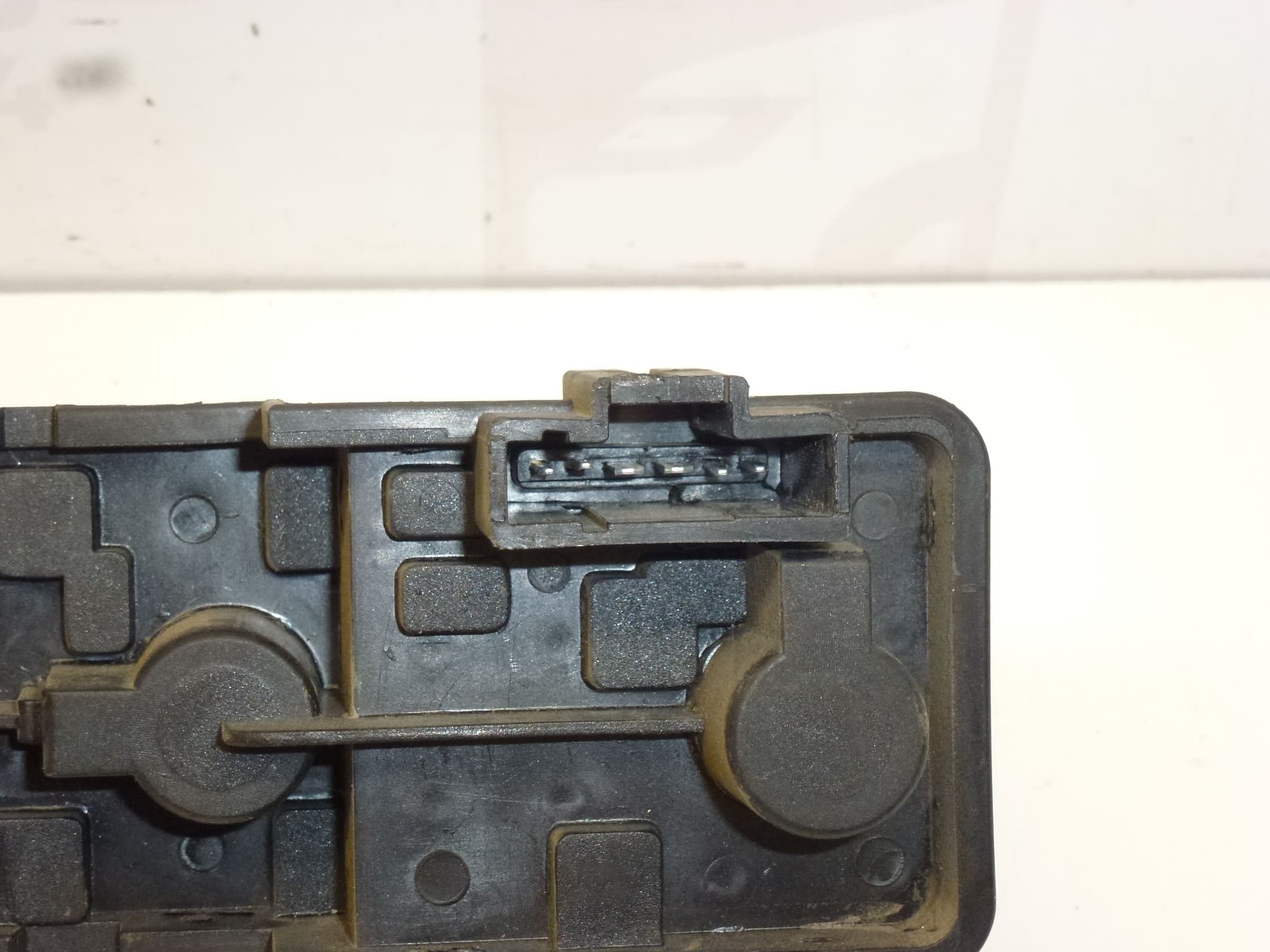 Rechterschakel voor achterlicht Citroën Xsara Picasso 6351N0 6351T2 - Afbeelding 2