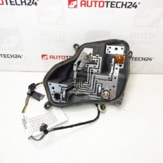 Onderdeel van de rechter lamp Peugeot 301 9674807880