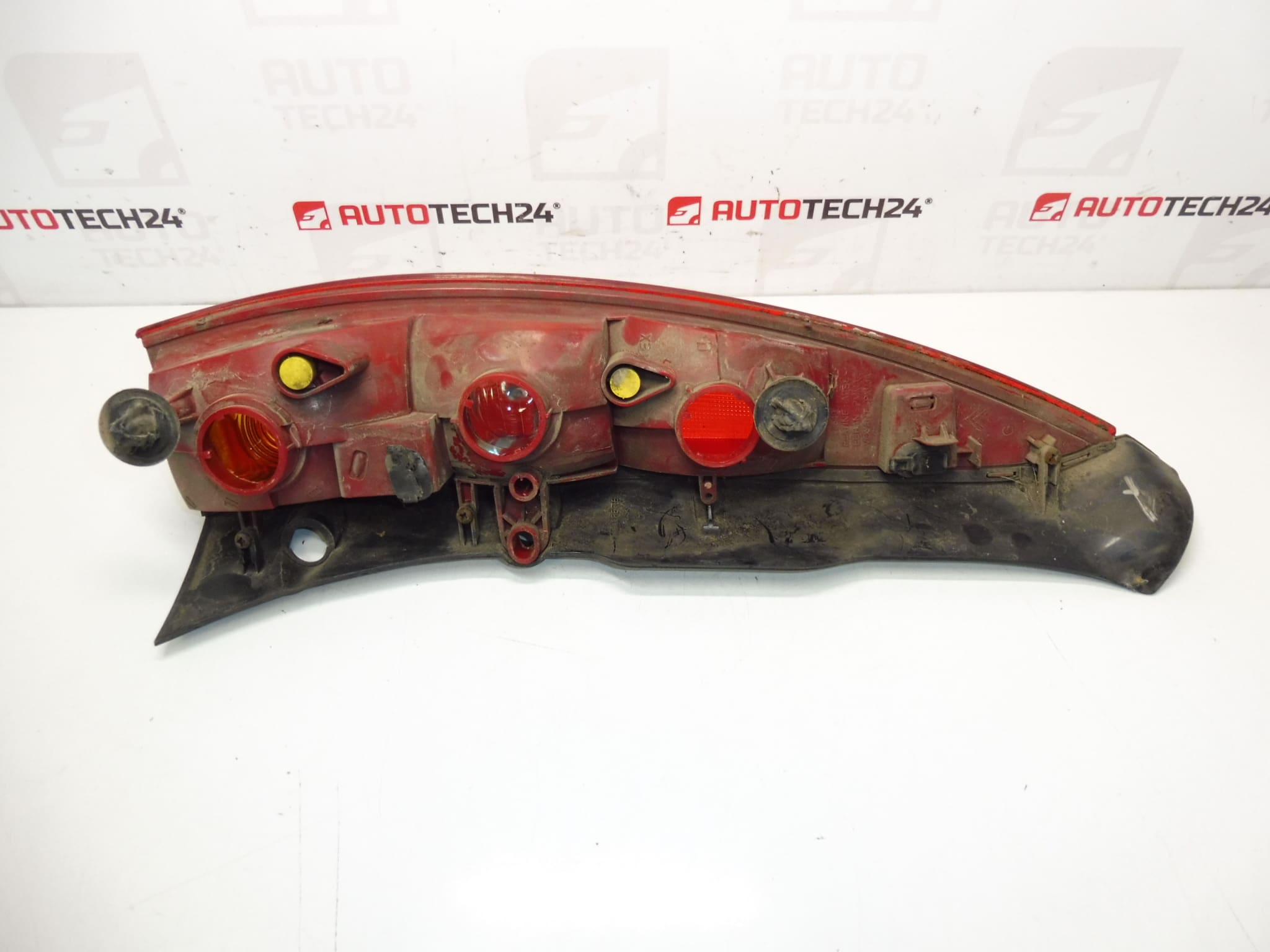 Linker Achterste Onderlamp Citroën C5 I en II Kombi 9637356580 6350P7 - Afbeelding 2