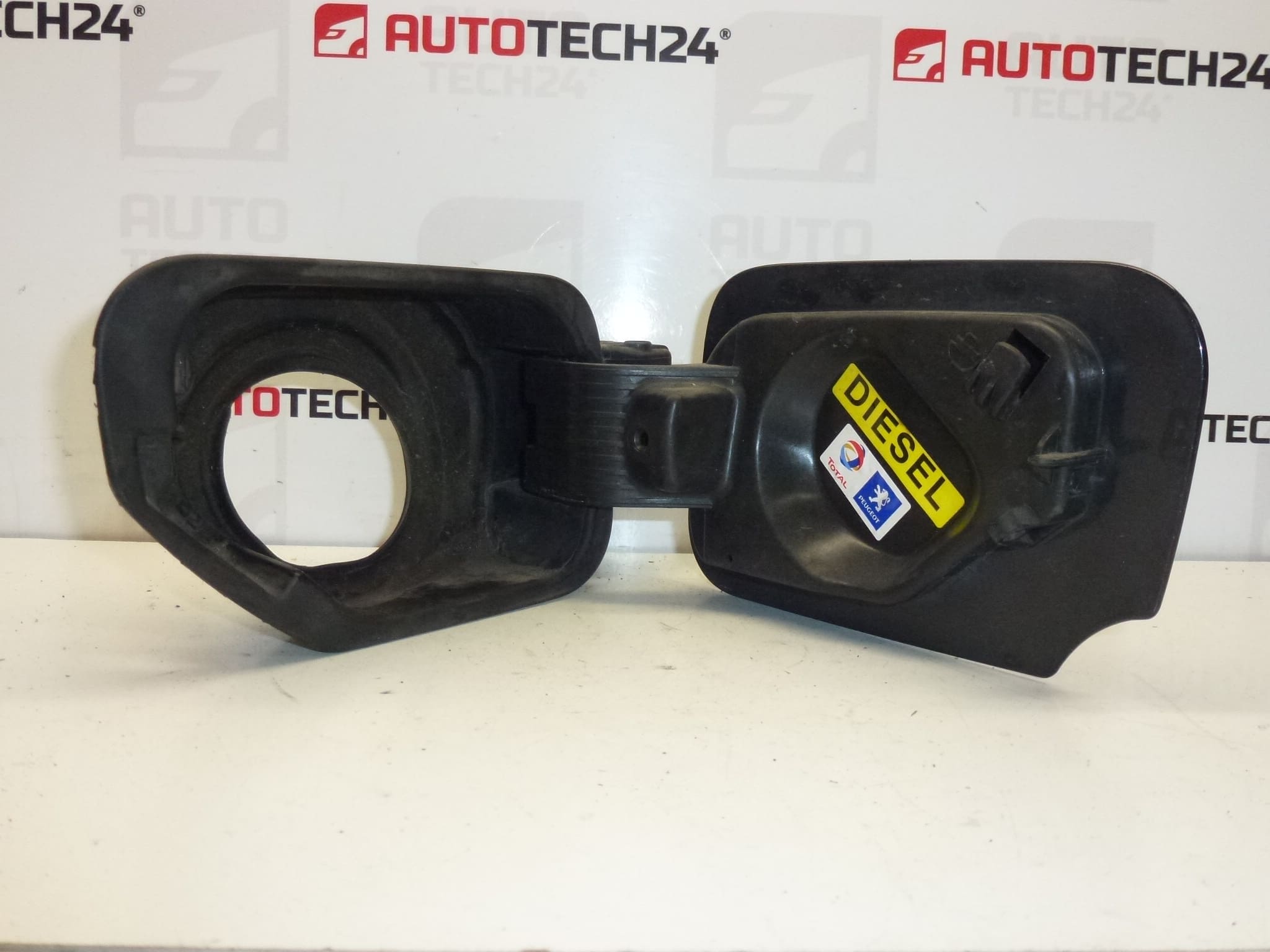 Vuldop van de brandstoftank Peugeot 407 1517A7 151877 EYPC - Afbeelding 2